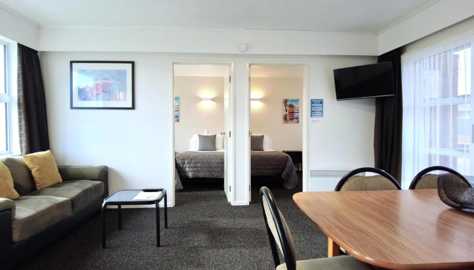 Living room in 554 Moana Court Motel