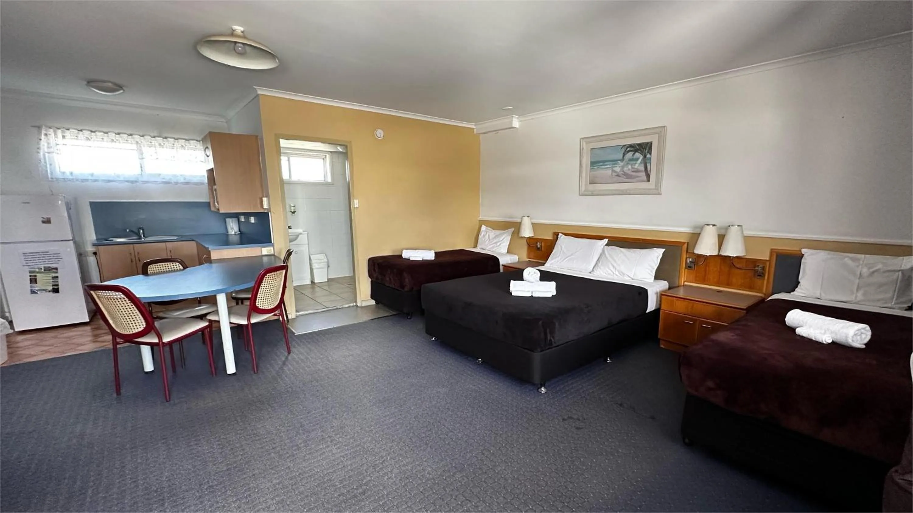 Bed in The Q Motel Rockhampton