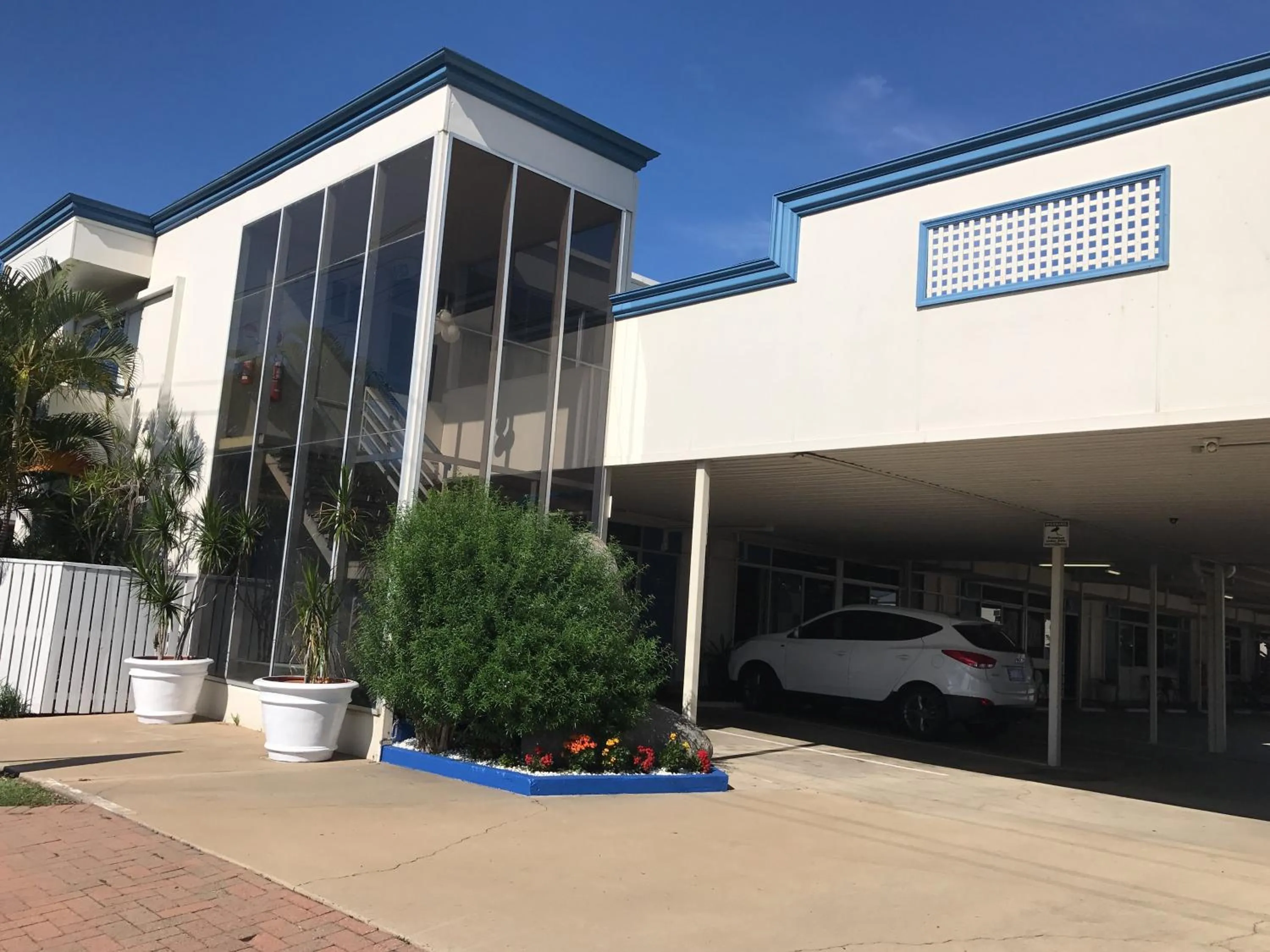 Property building in The Q Motel Rockhampton