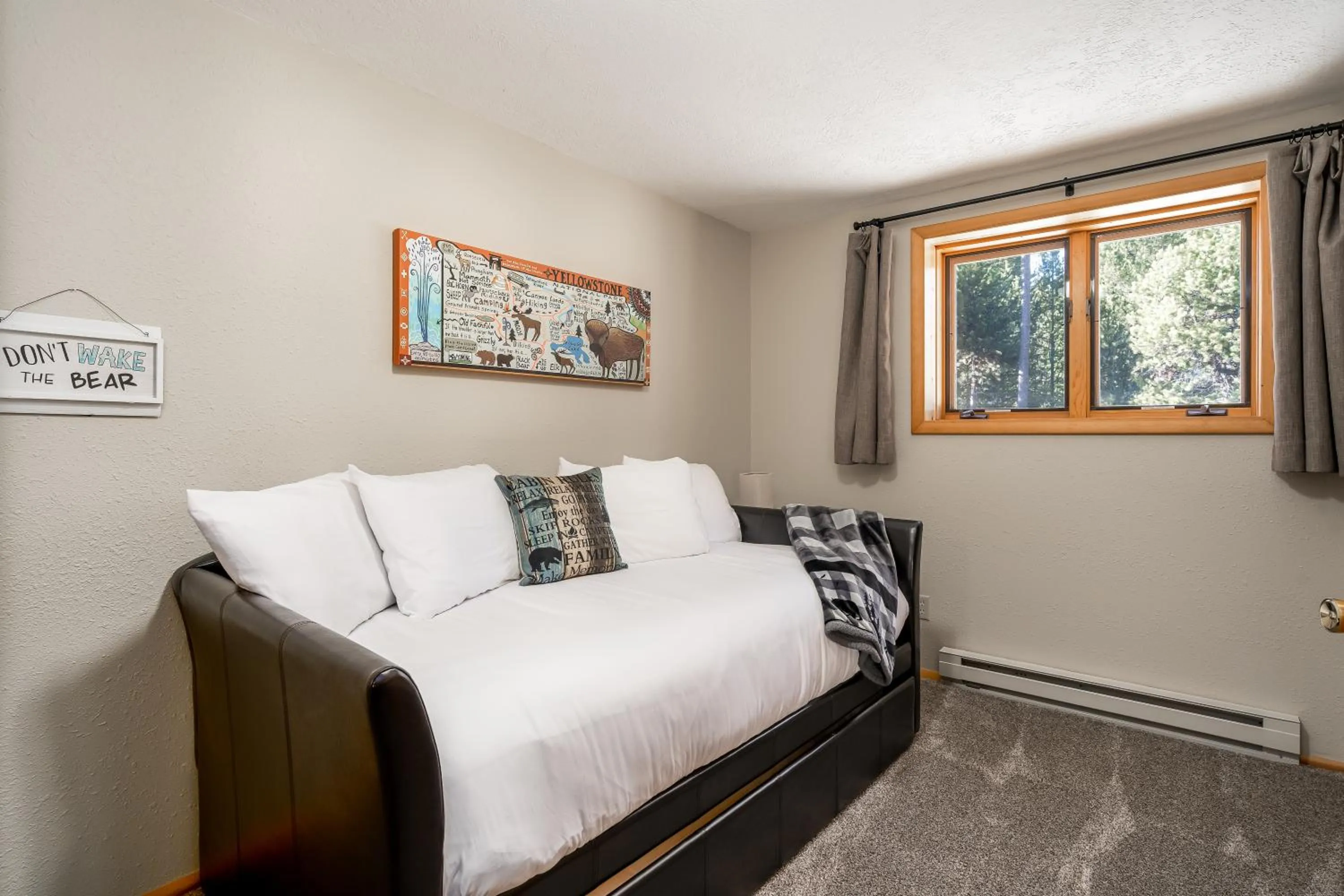 Bed in Shepherd Family Retreats- Moose