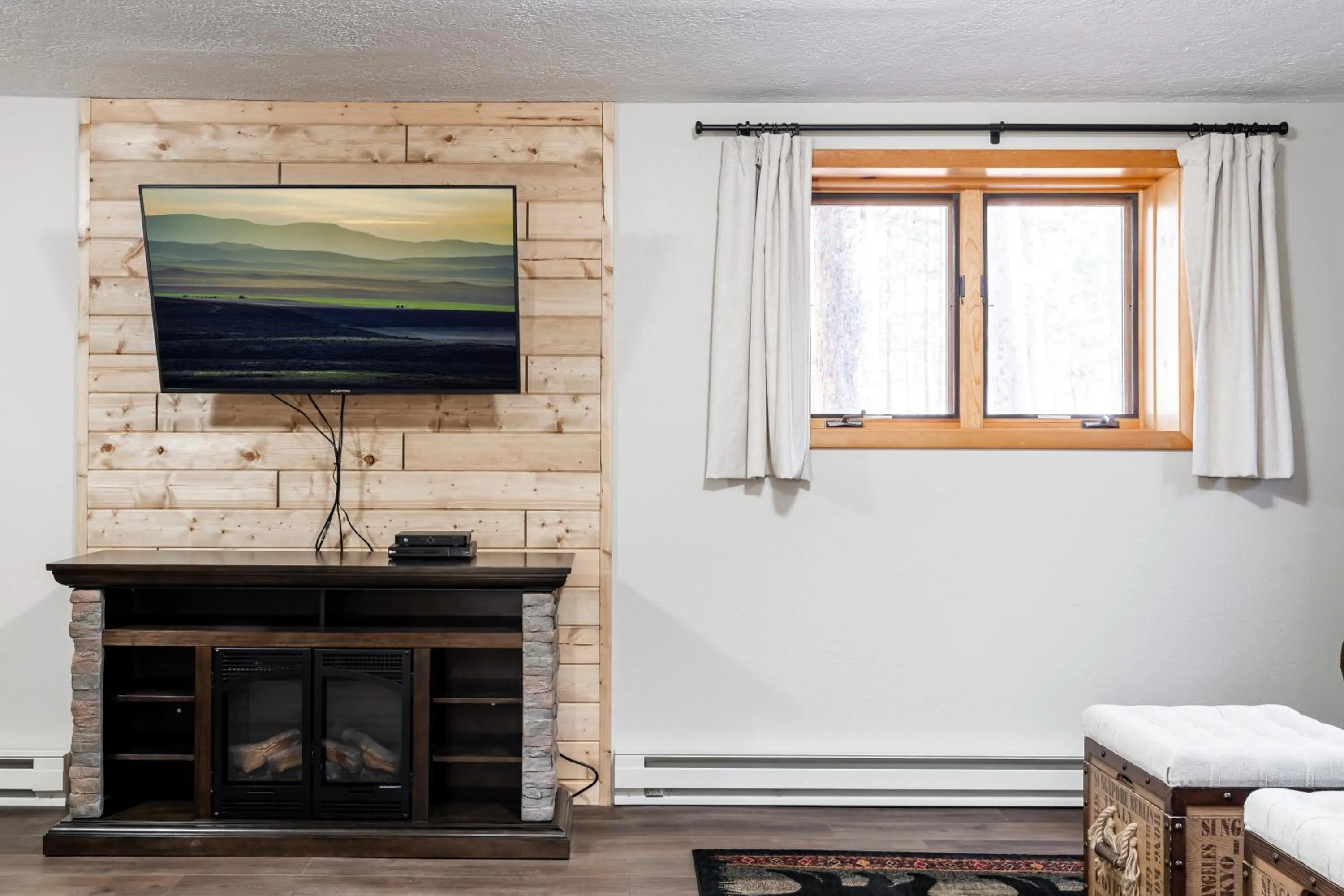 TV and multimedia in Shepherd Family Retreats- Moose