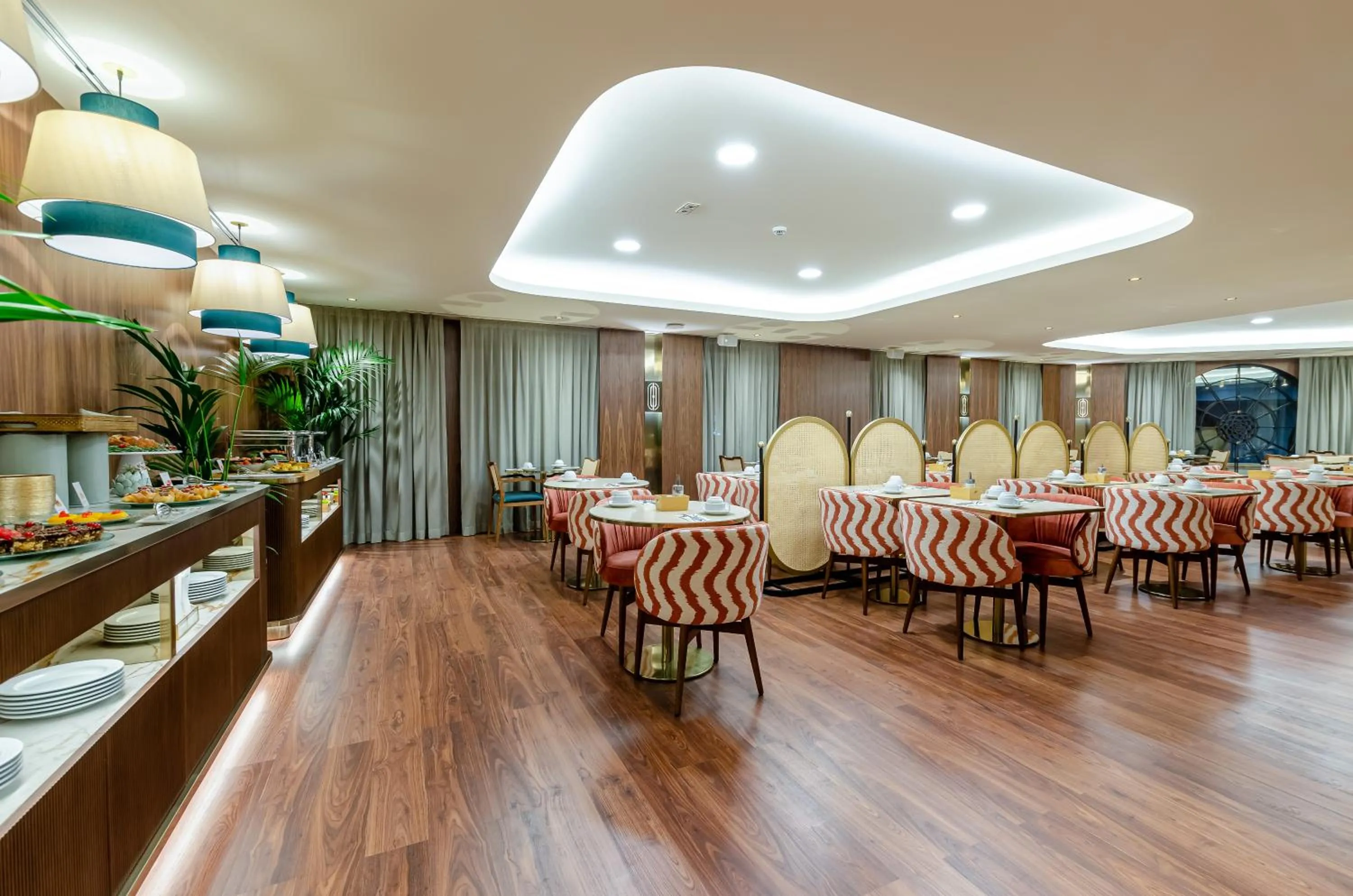 Breakfast in TURIM Lisboa Hotel