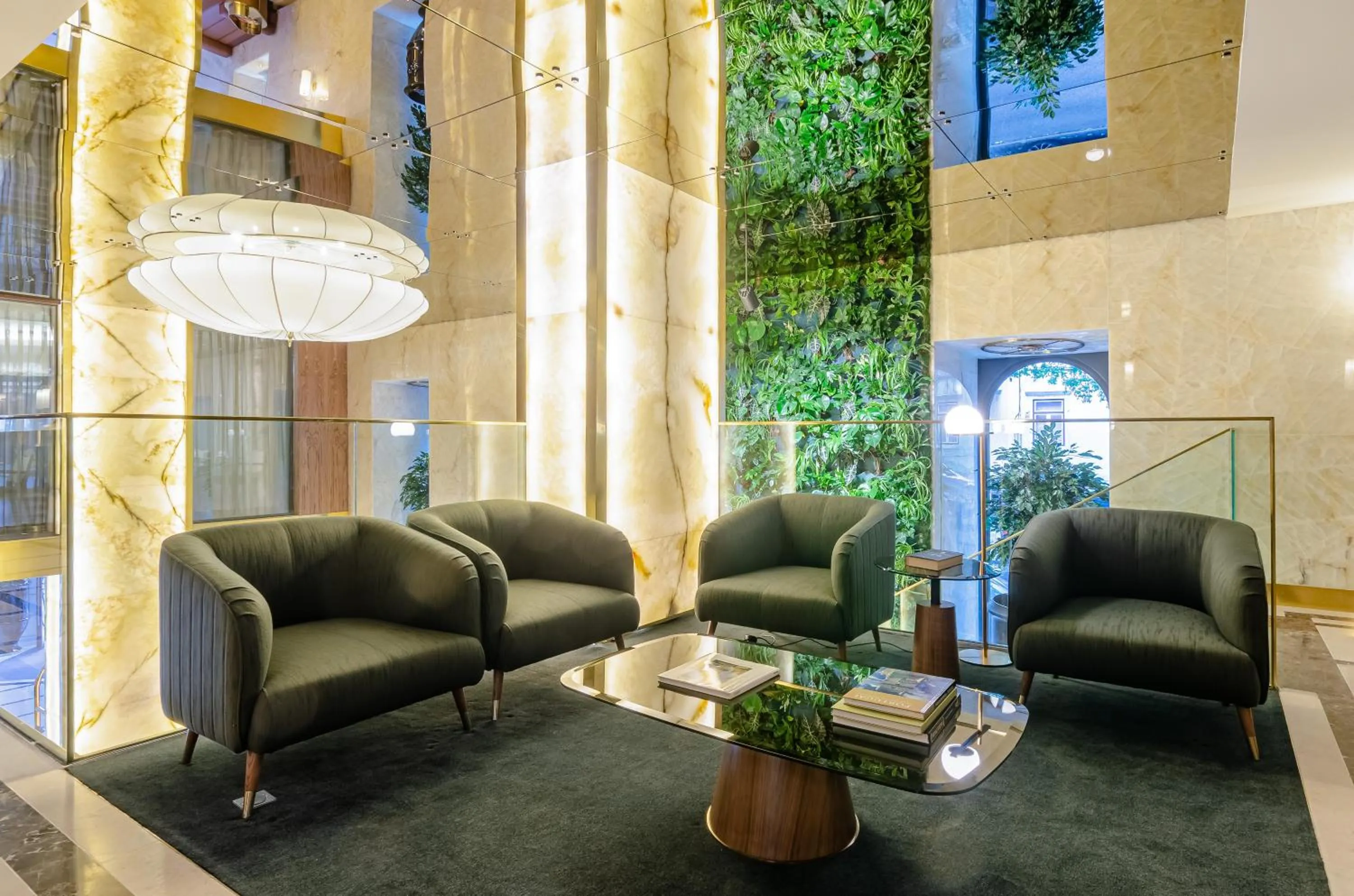 Lobby or reception in TURIM Lisboa Hotel