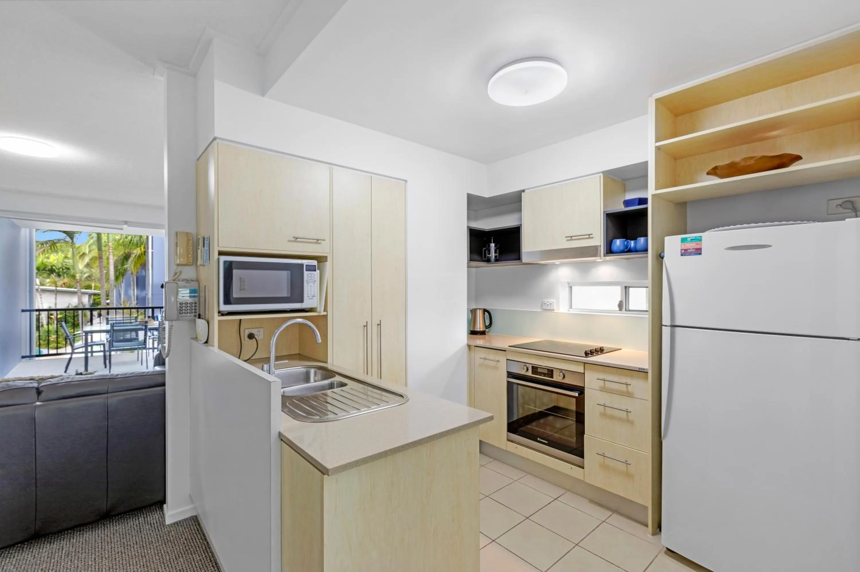 Kitchen or kitchenette in Verano Resort Noosa