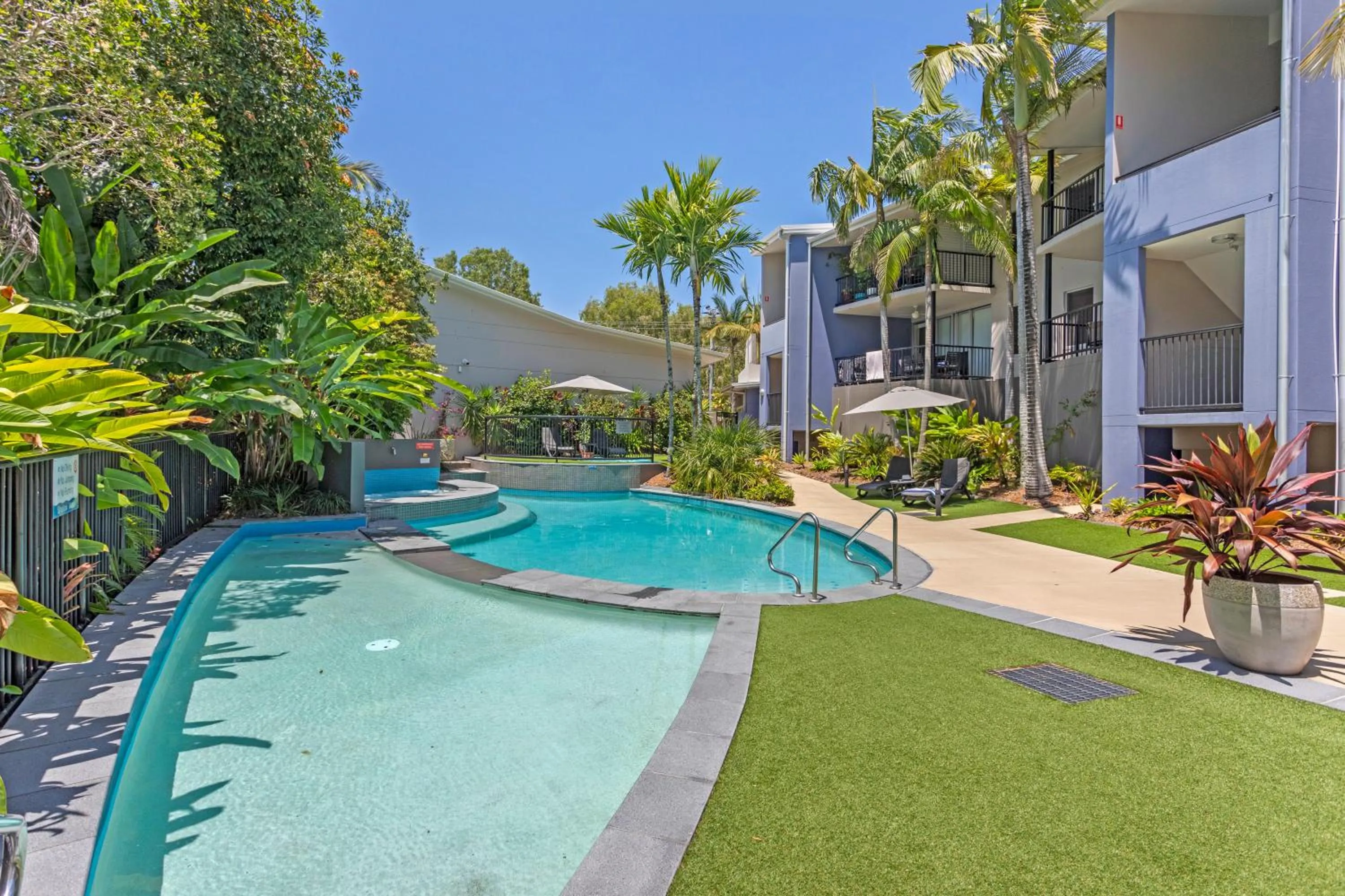 Swimming pool in Verano Resort Noosa