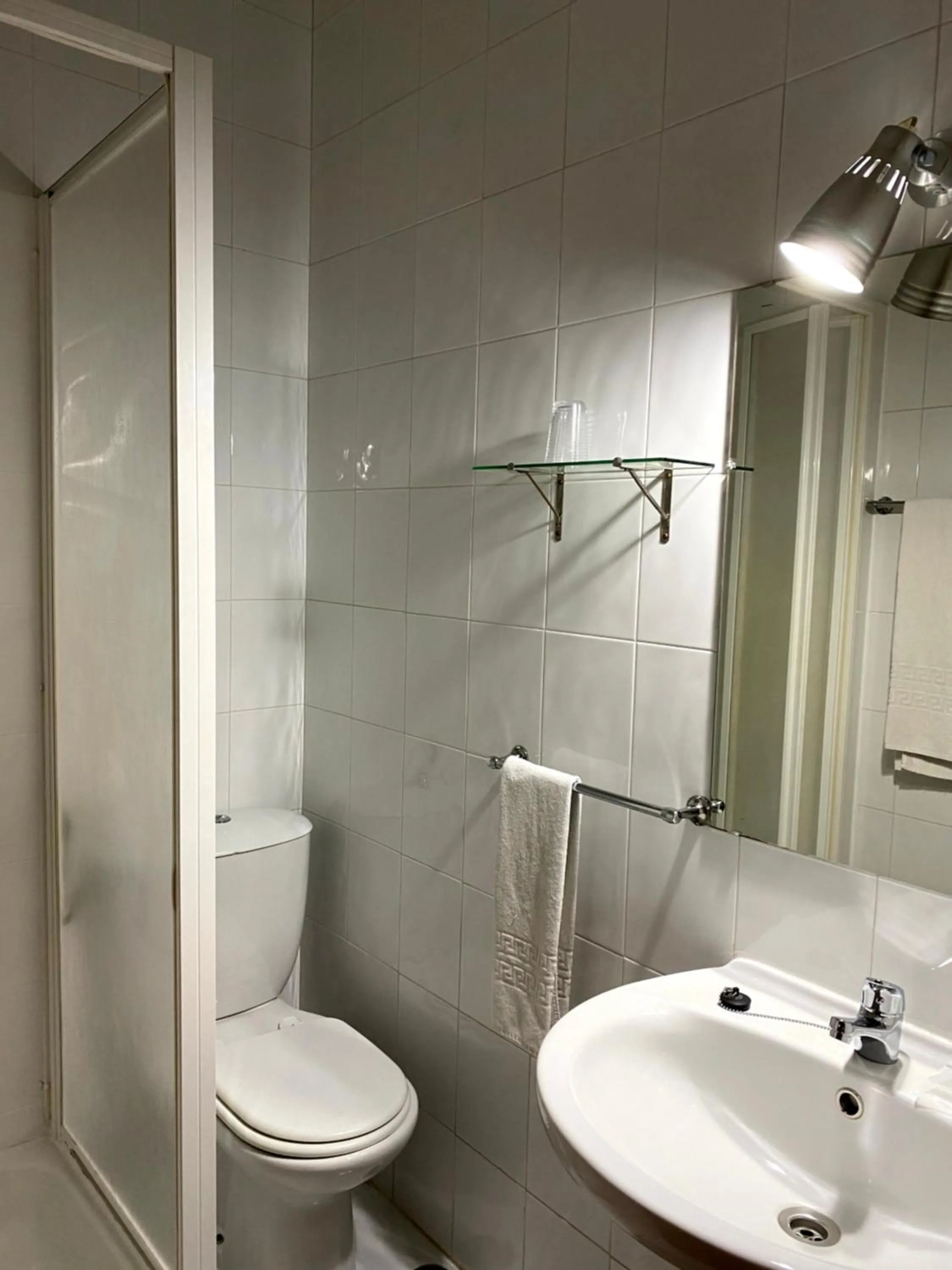 Bathroom in Hotel Rubi