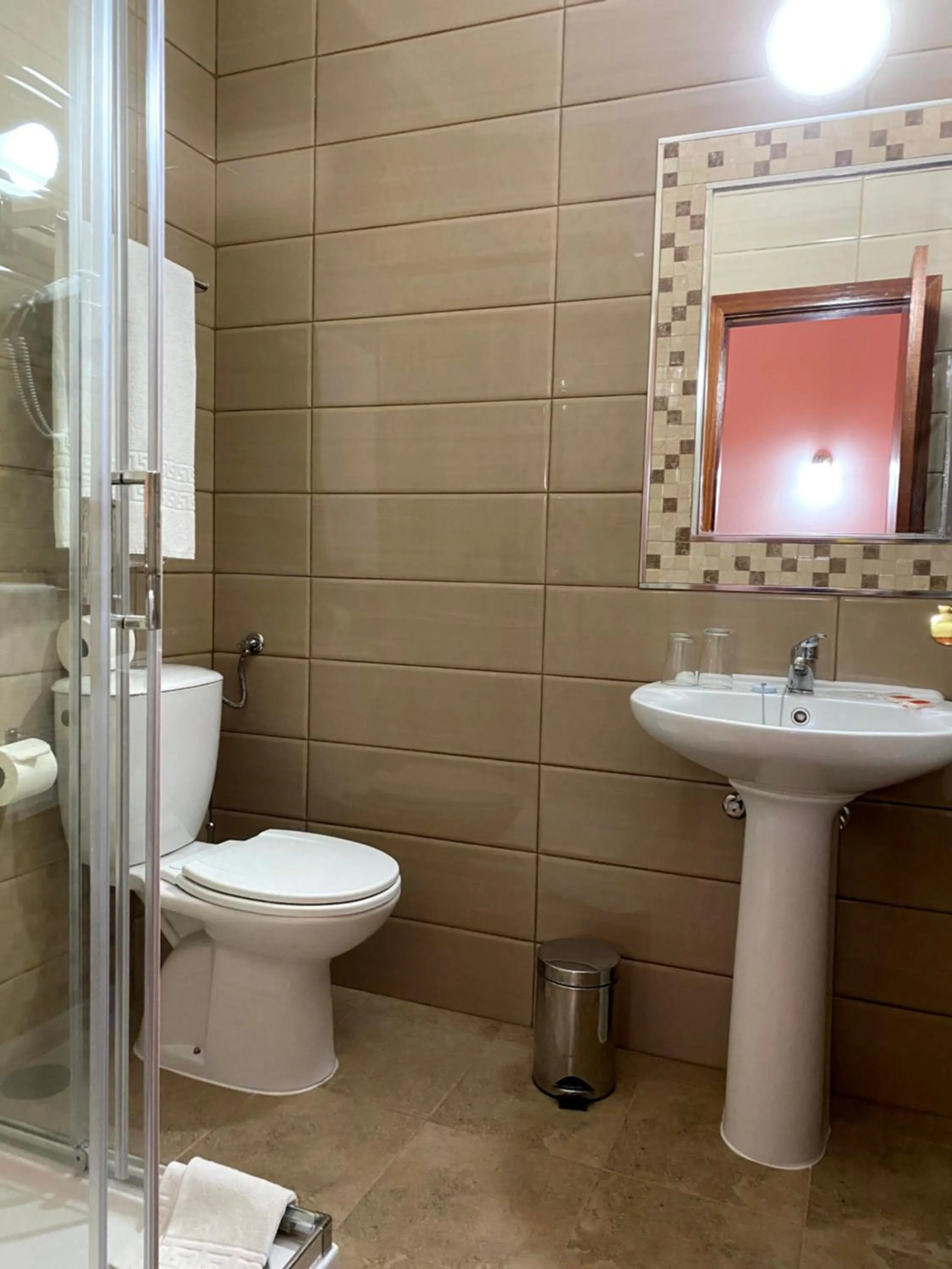 Toilet in Hotel Rubi