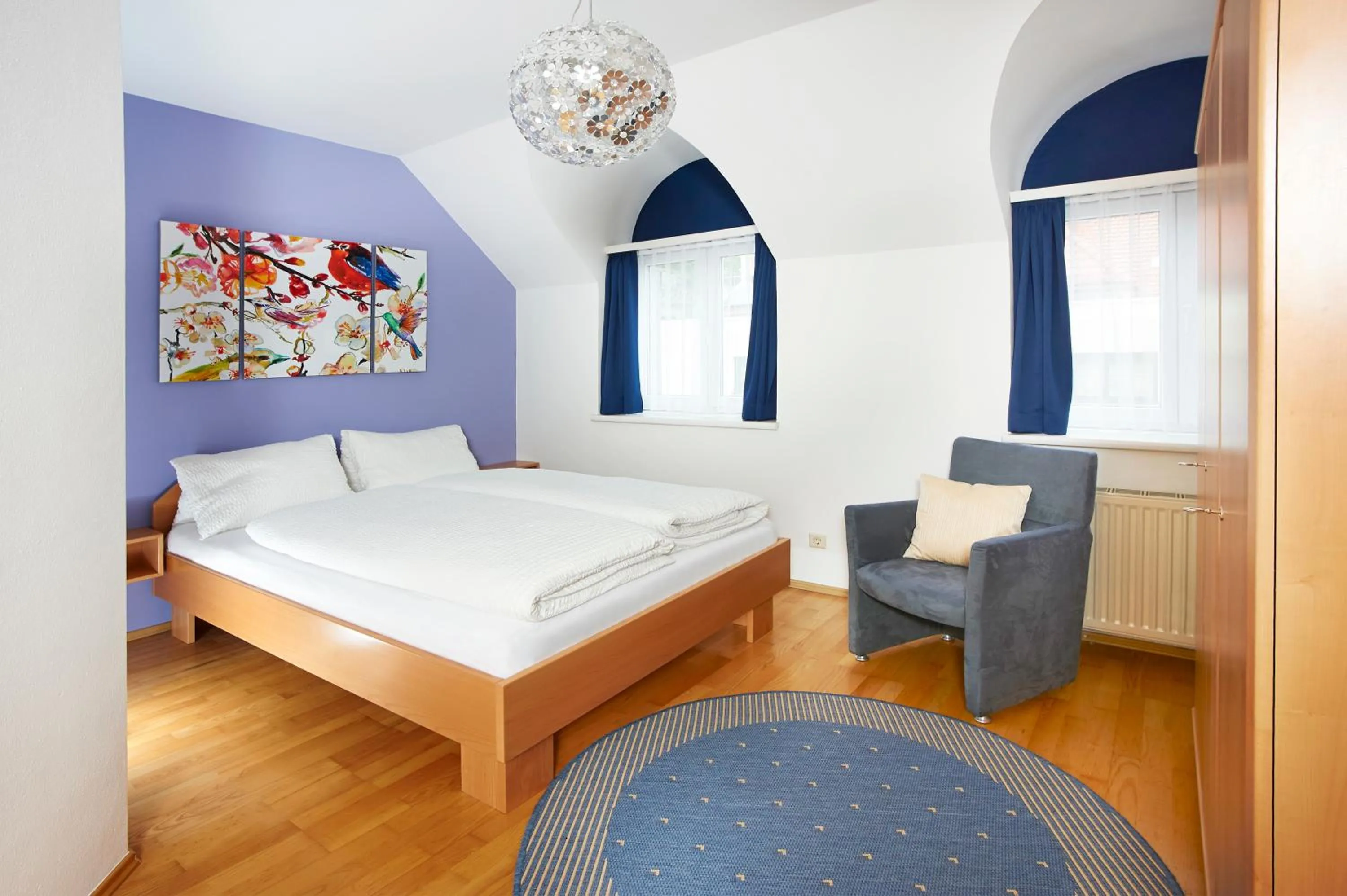 Three-Bedroom Apartment with Balcony in Wohlfühlappartements Bayer