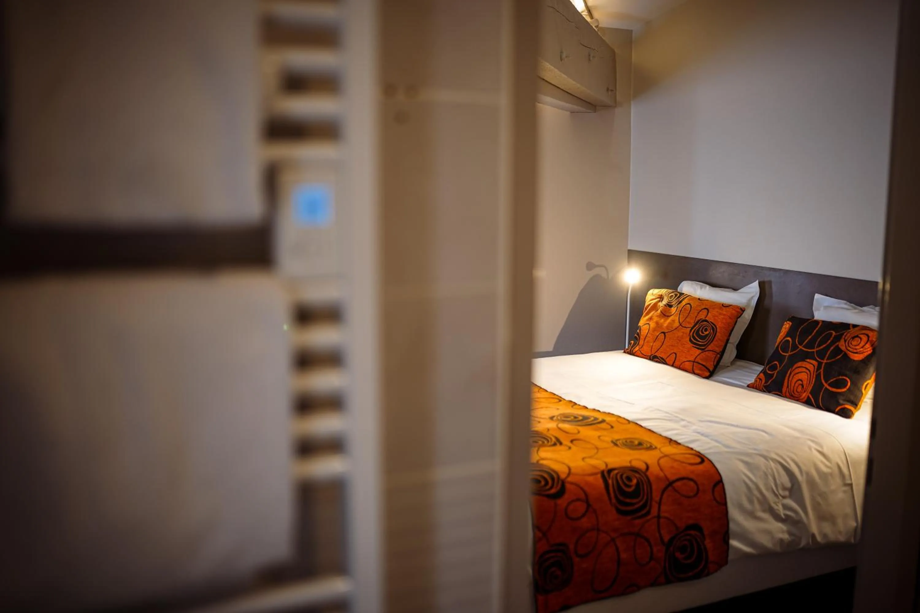 Bedroom, Bed in Logis Hostellerie de l'Abbaye