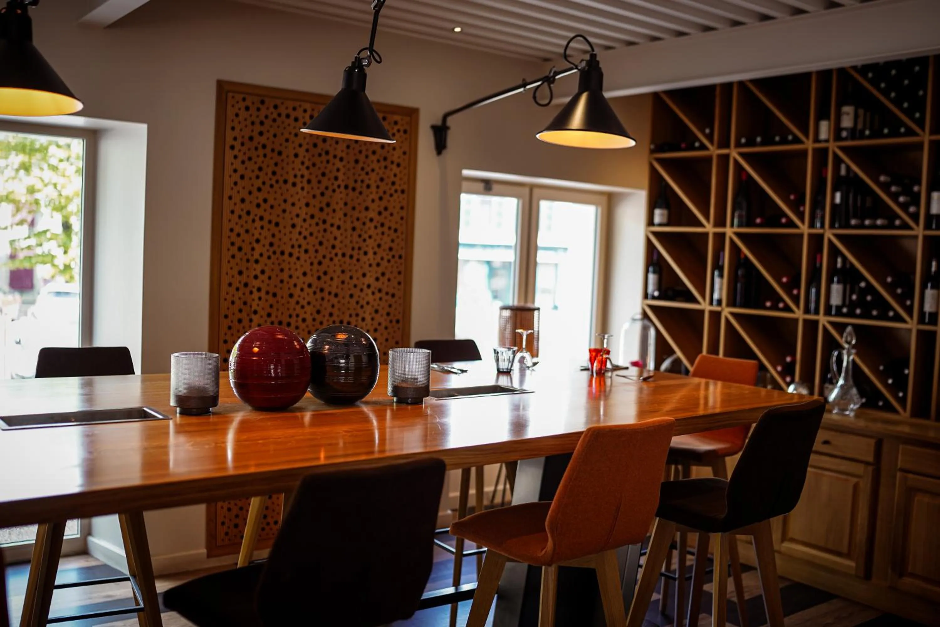 Restaurant/places to eat in Logis Hostellerie de l'Abbaye