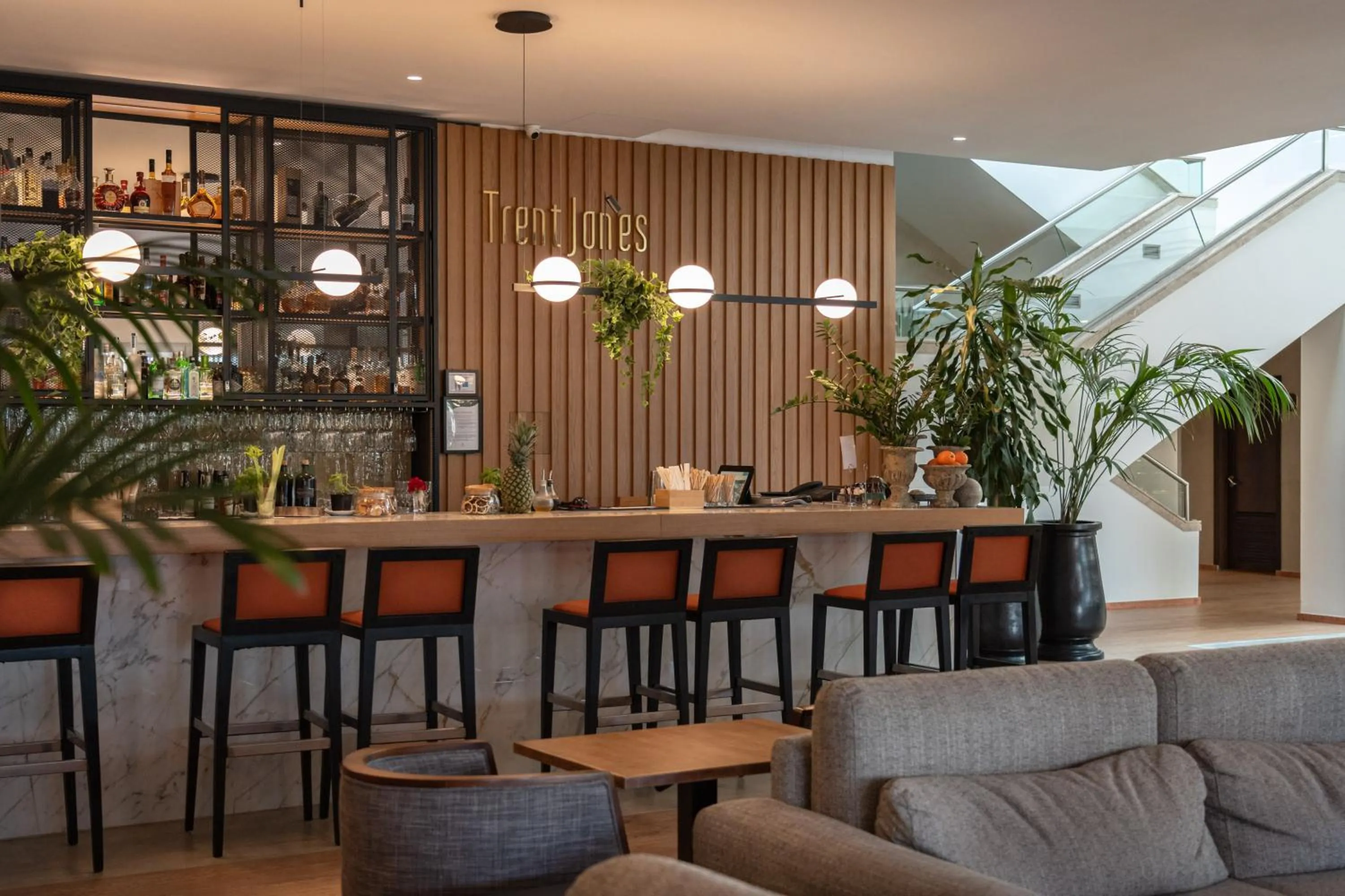 Lounge or bar in Onyria Quinta da Marinha Hotel
