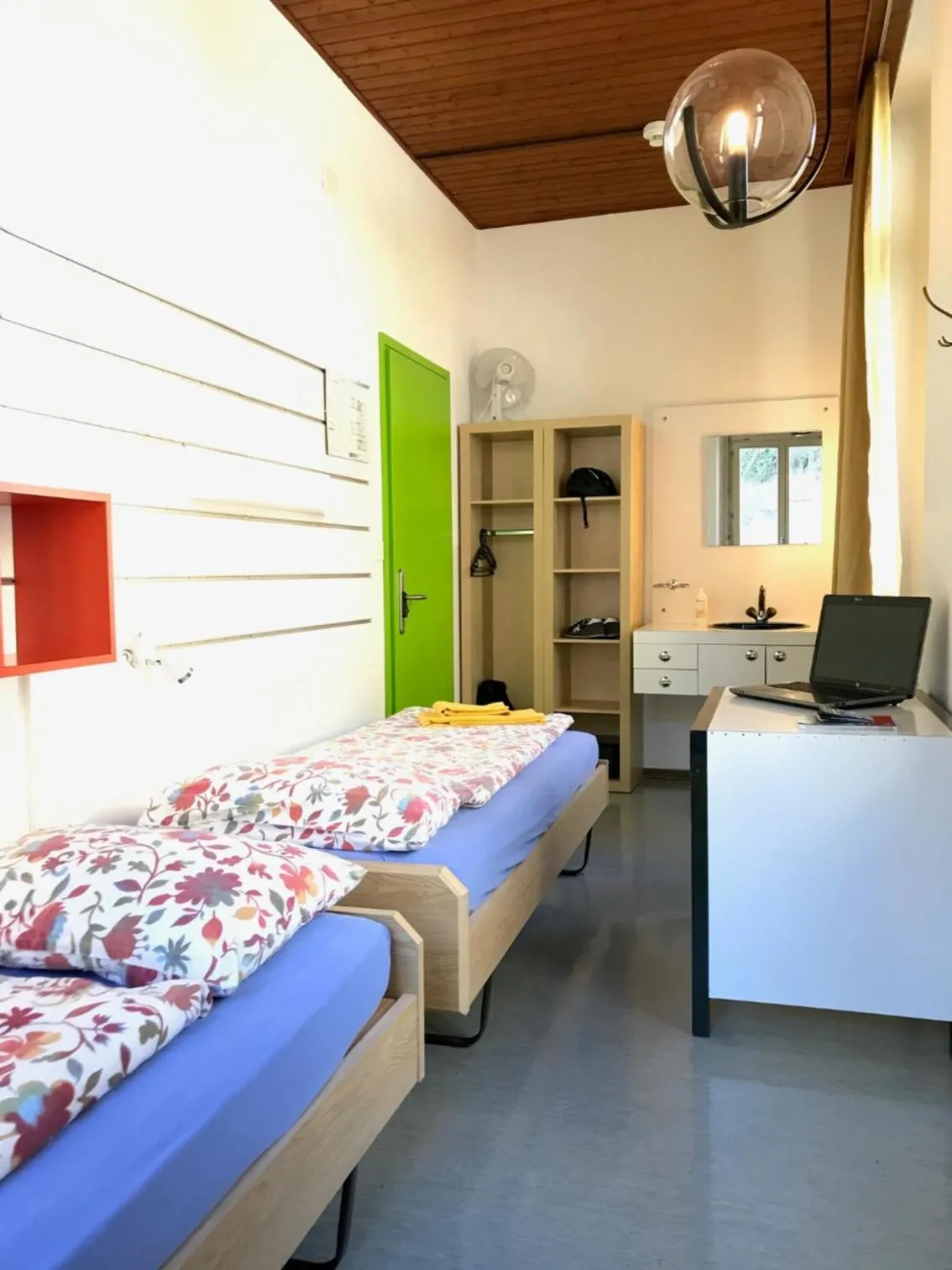 Bedroom, Bed in Ostello Montebello - Bellinzona Youth Hostel