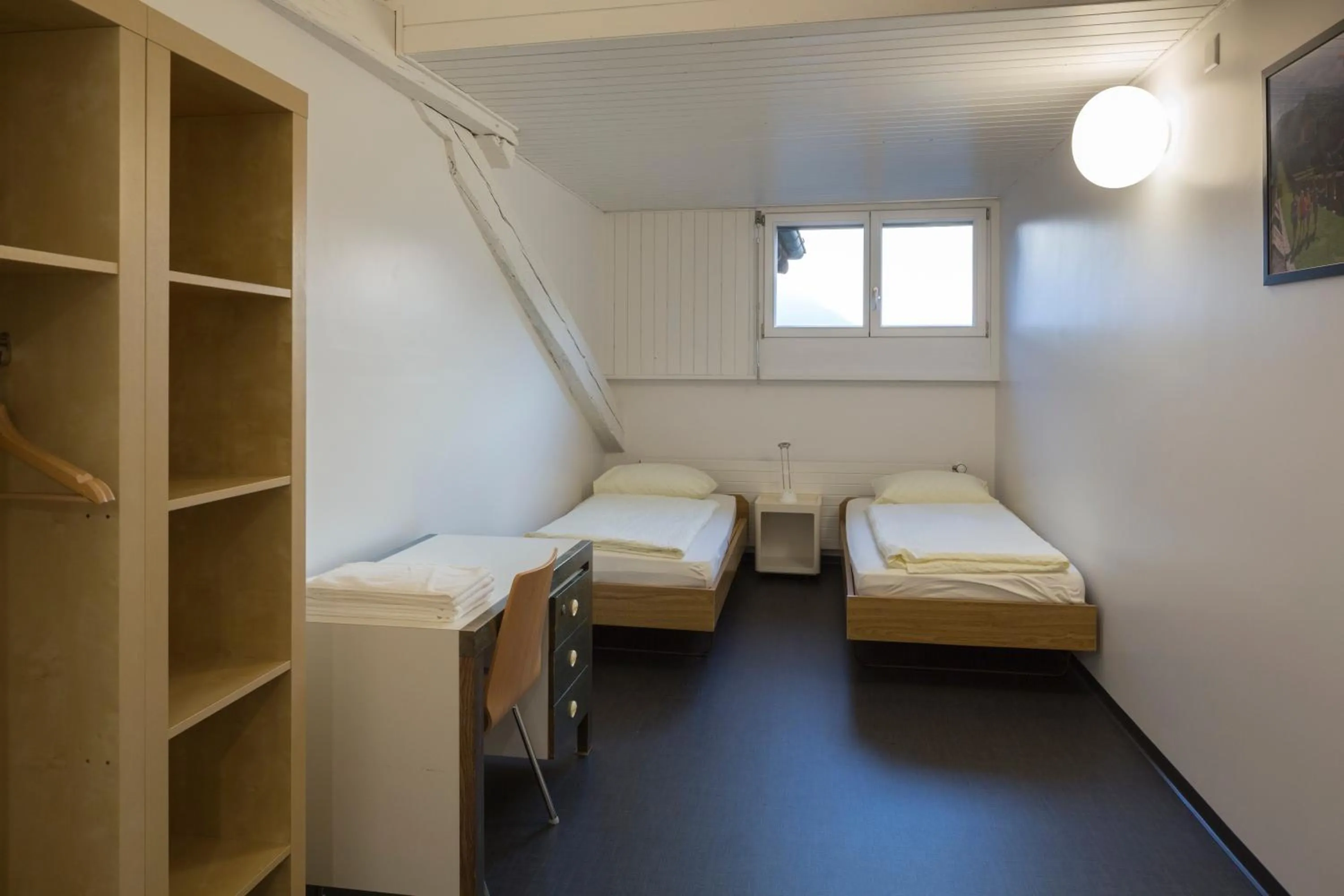 Bathroom, Bed in Ostello Montebello - Bellinzona Youth Hostel