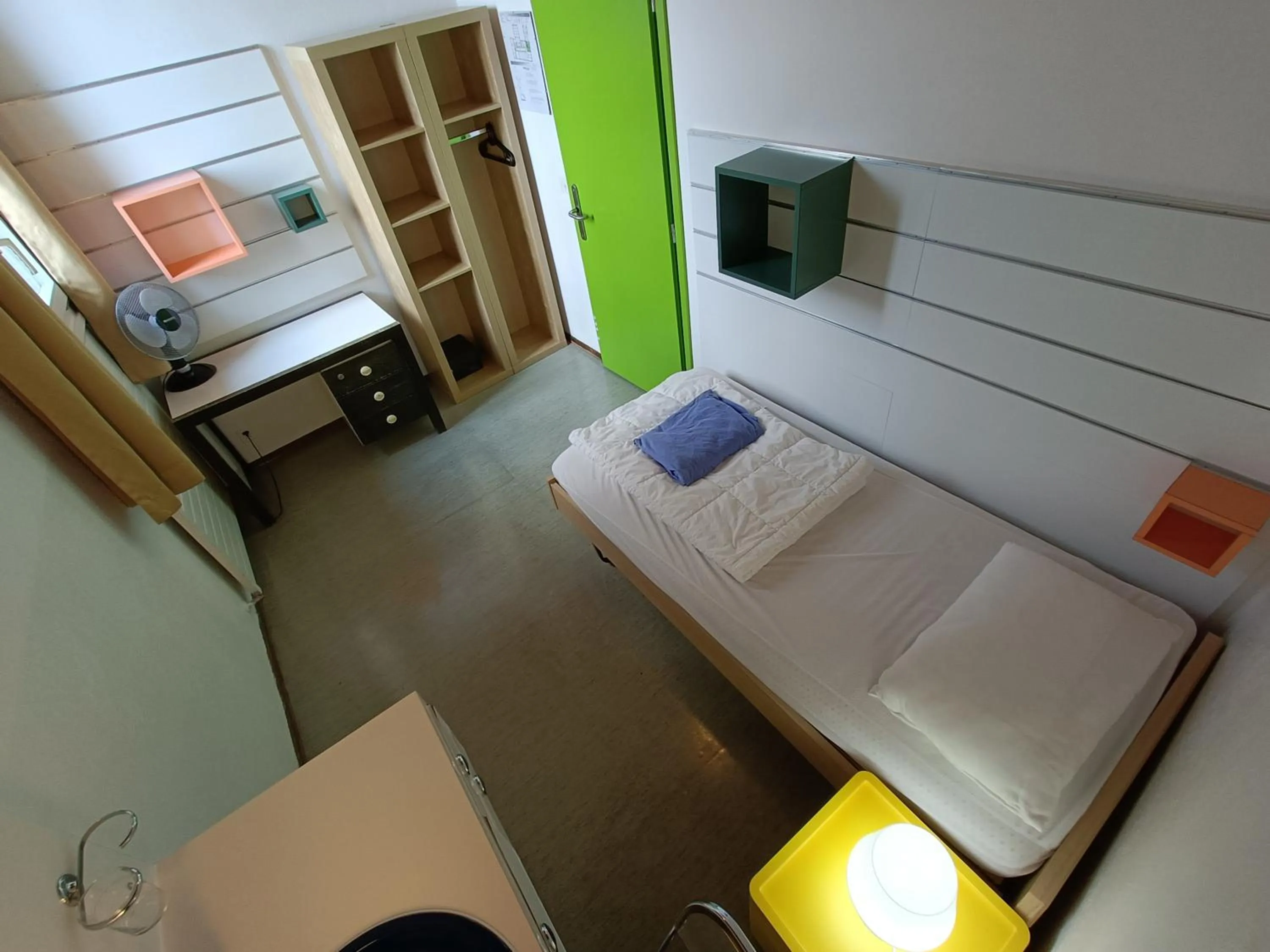 Bedroom, Bed in Ostello Montebello - Bellinzona Youth Hostel