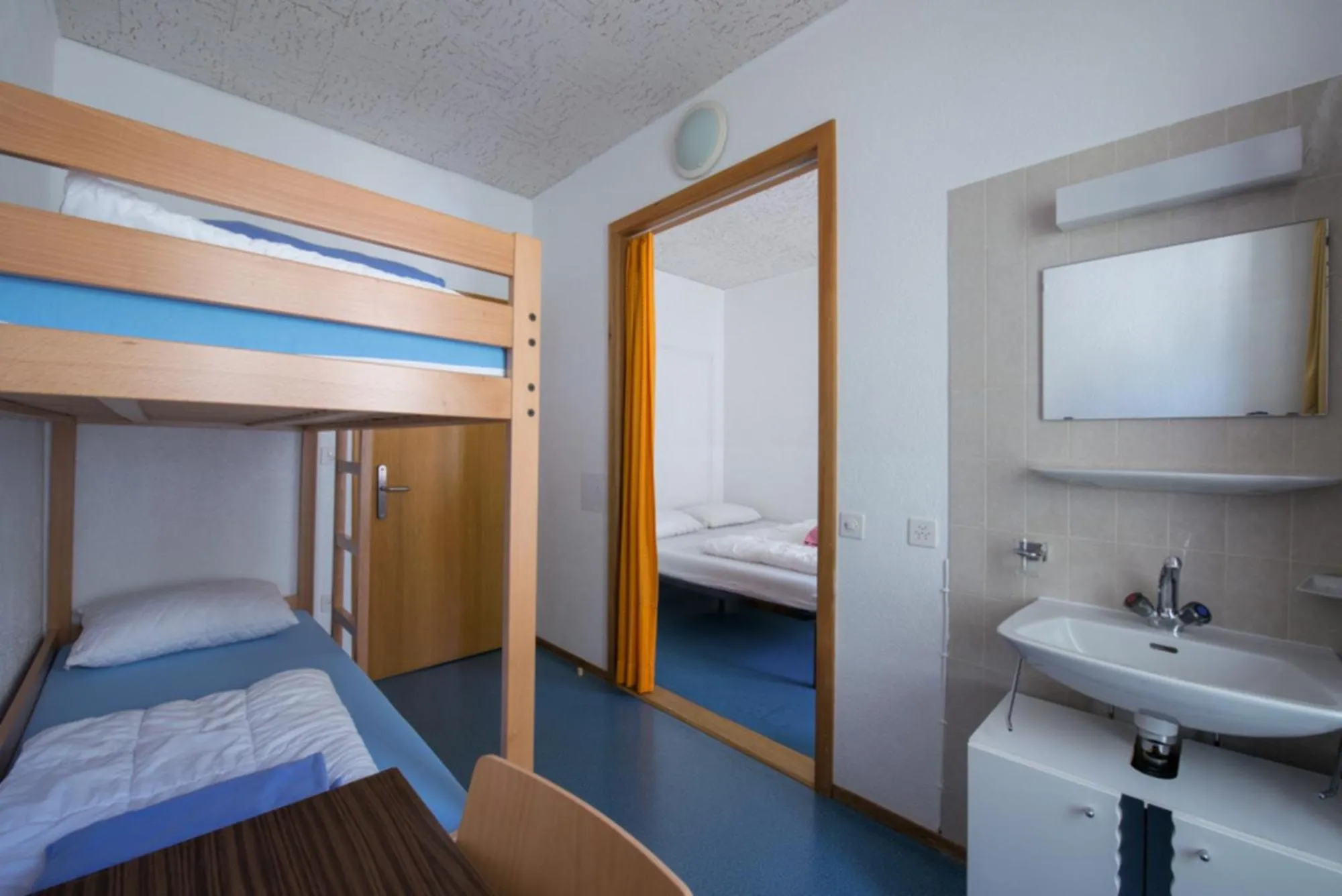 Bedroom, Bed in Ostello Montebello - Bellinzona Youth Hostel