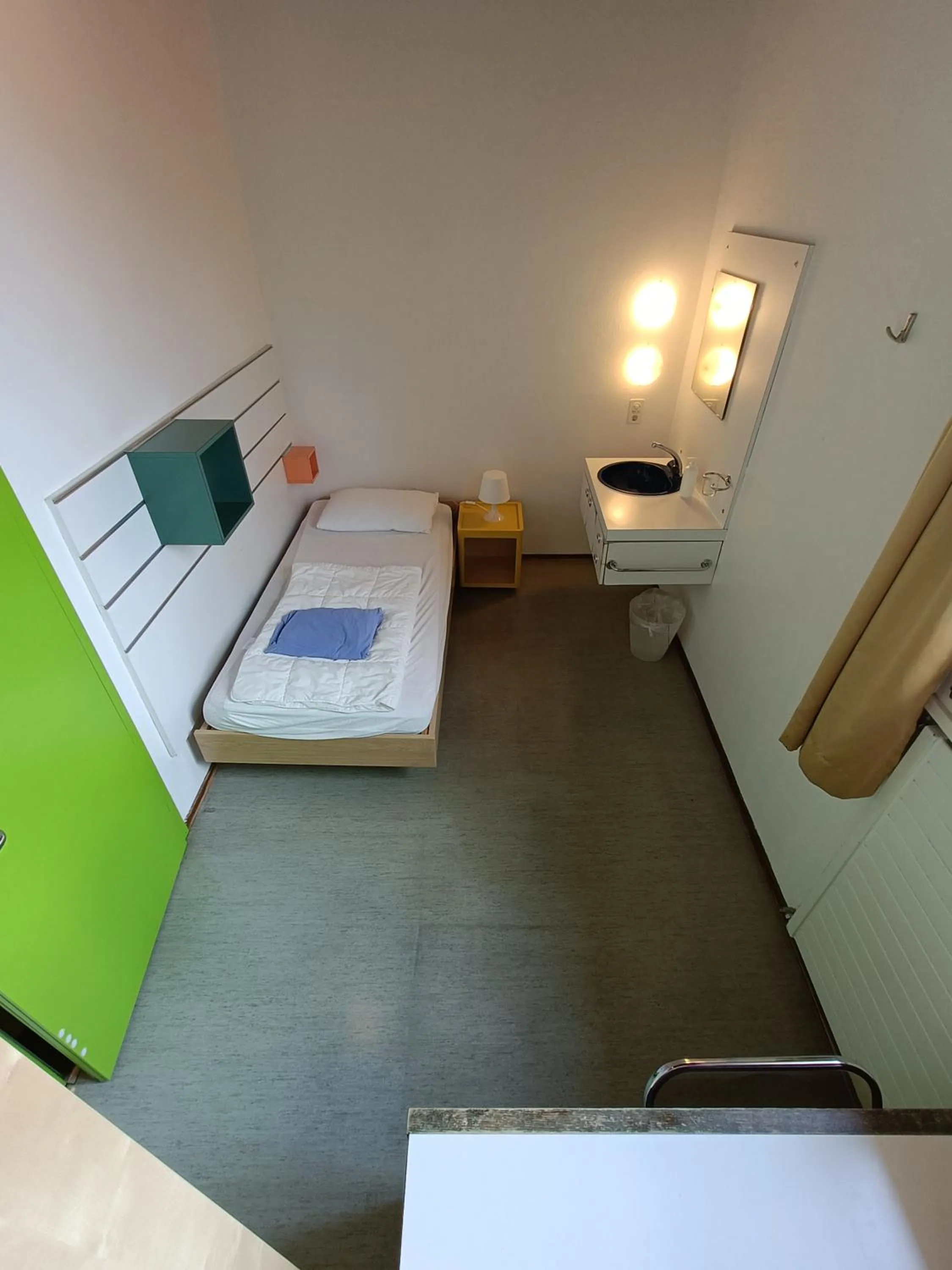 Bedroom, Bed in Ostello Montebello - Bellinzona Youth Hostel