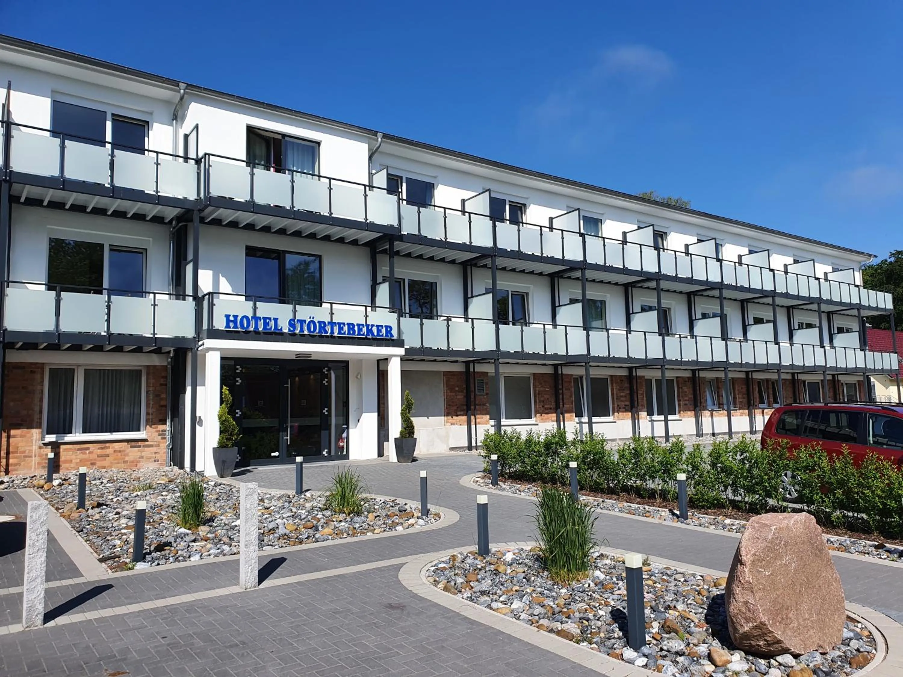 Property building in R&R Hotel Störtebeker