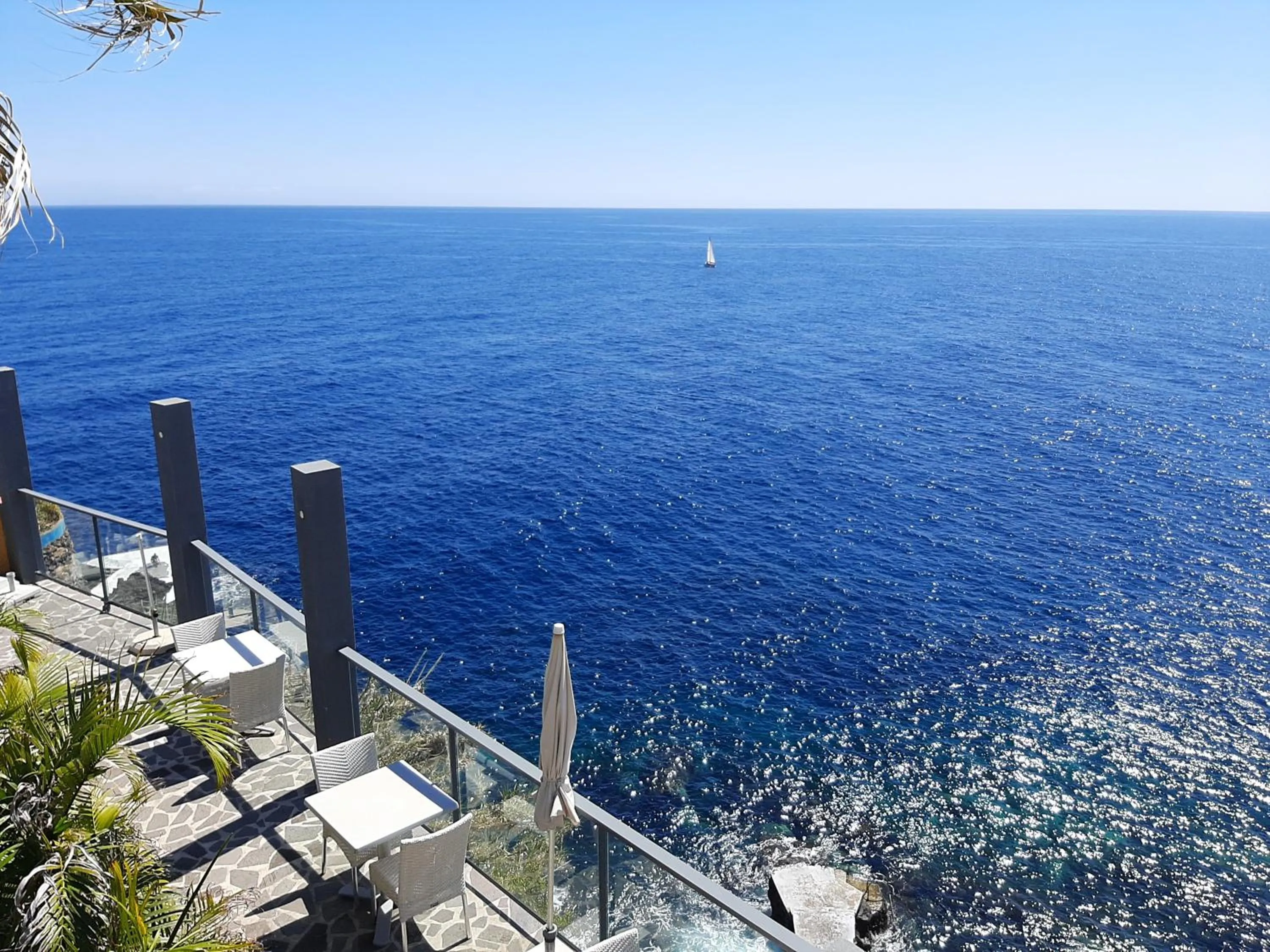 Restaurant/places to eat in Hotel Cais da Oliveira