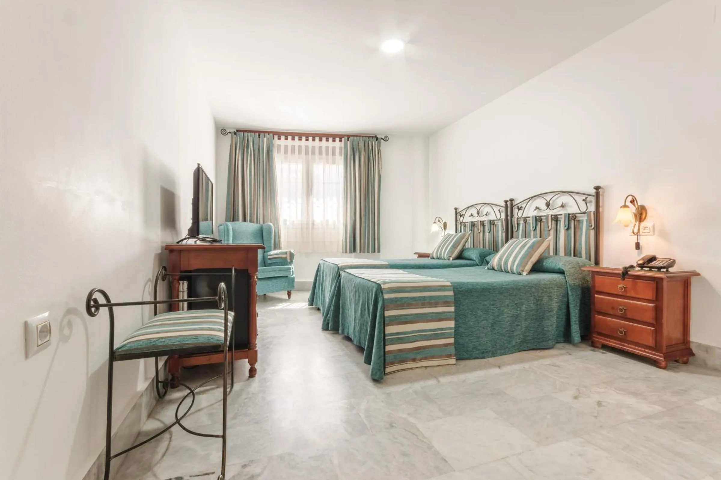 Photo of the whole room, Bed in Hotel La Parrita