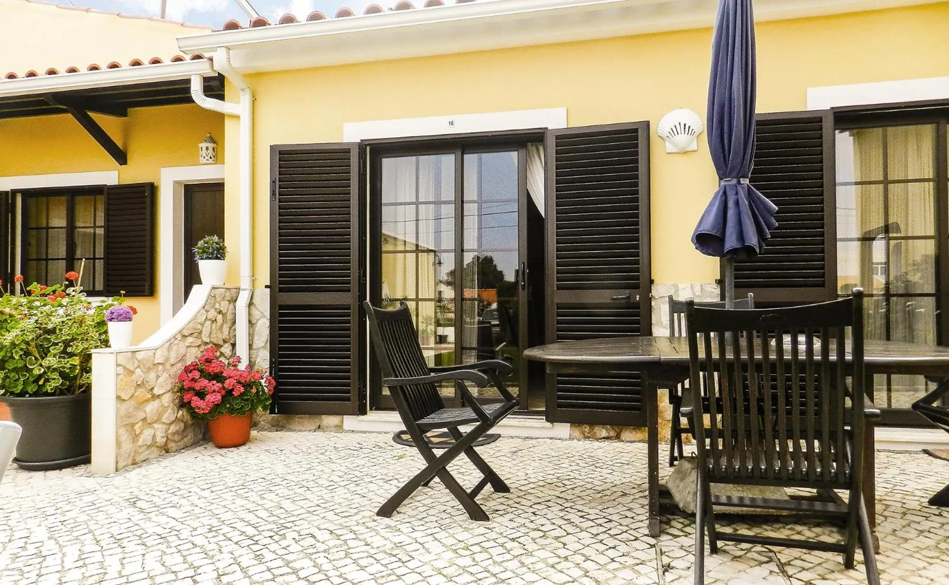 Two-Bedroom Apartment in Residencia Julio