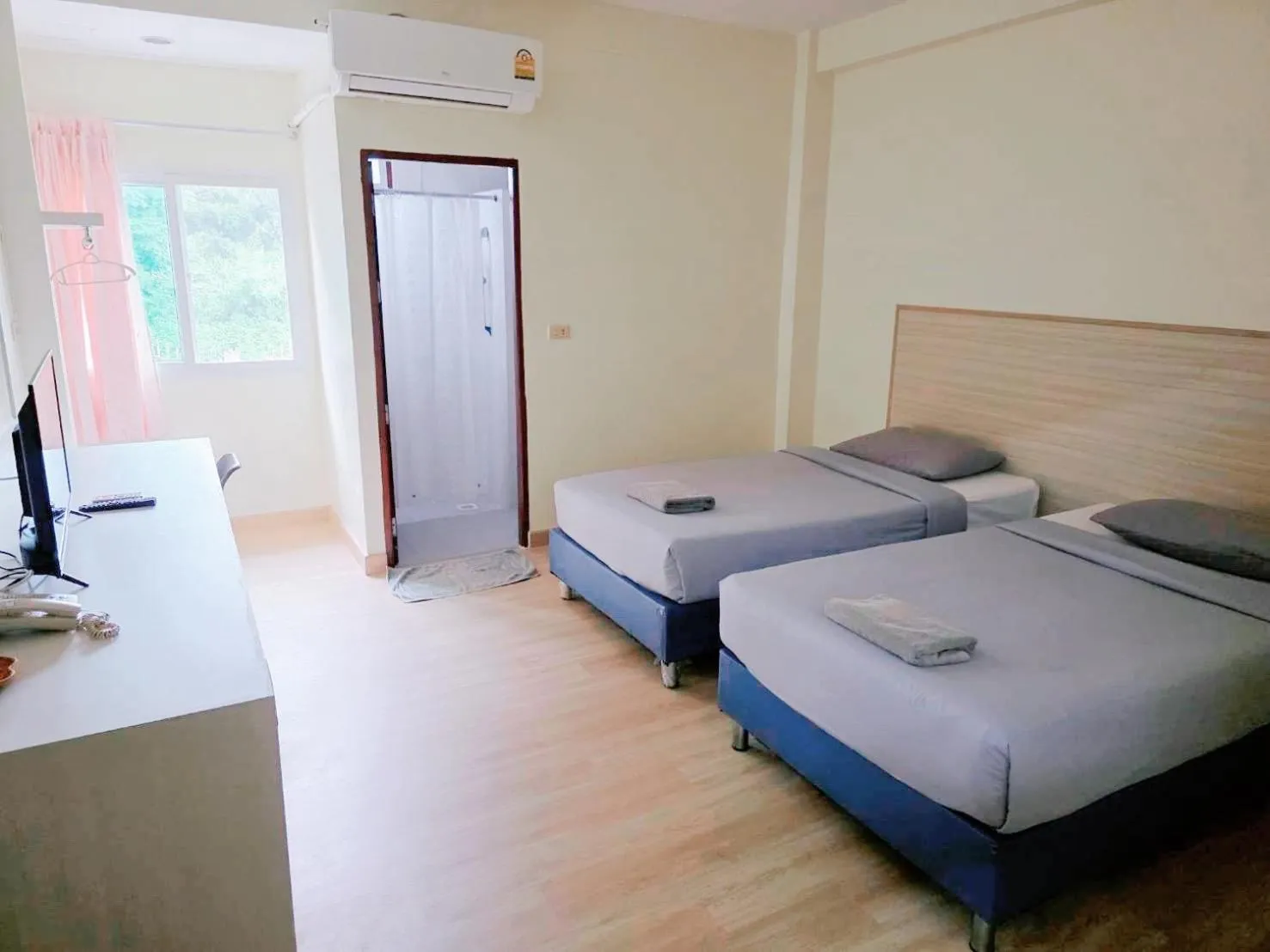 Bed in Pimann Place Hotel