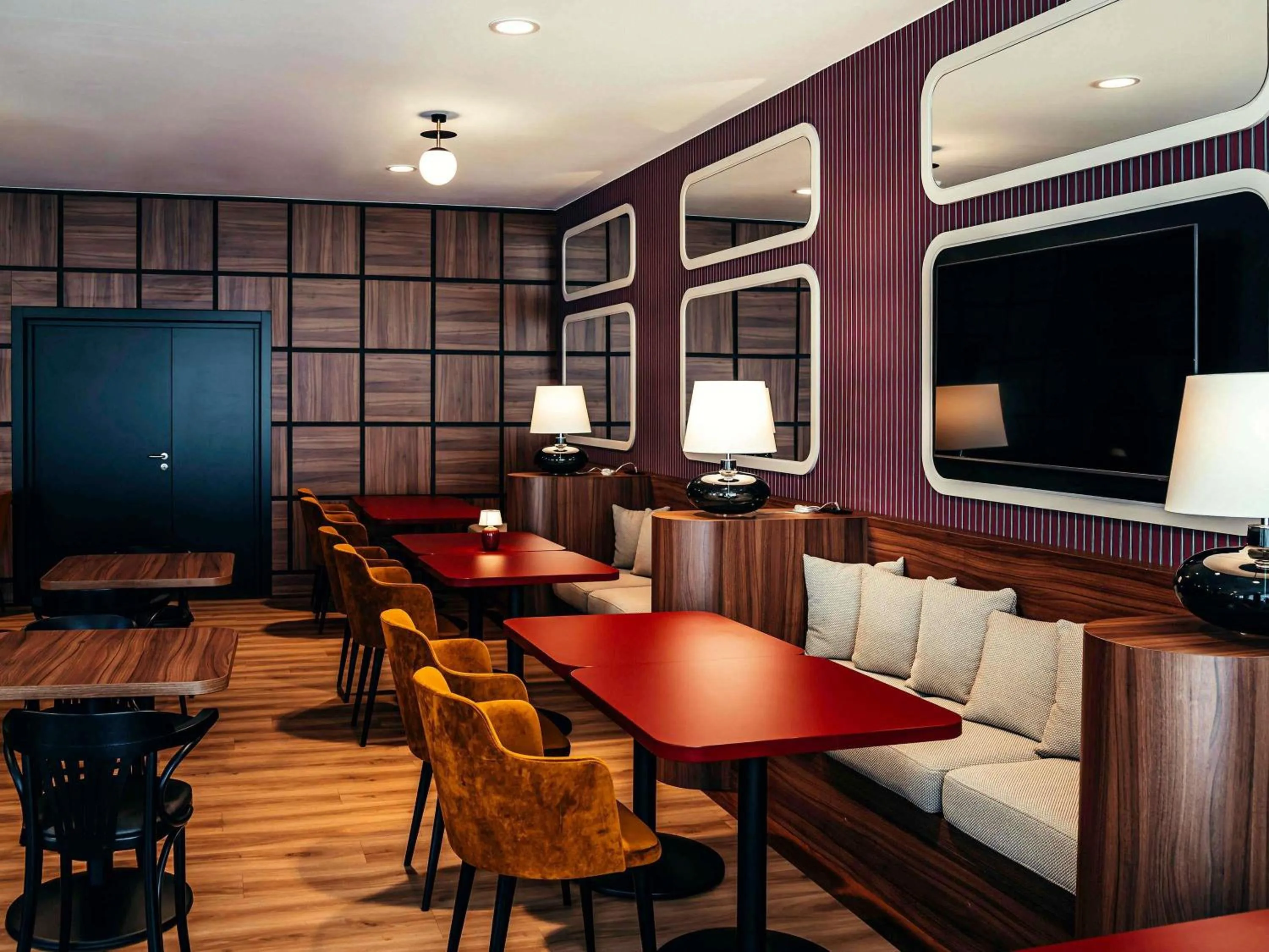 Restaurant/places to eat in ibis Styles Wałbrzych