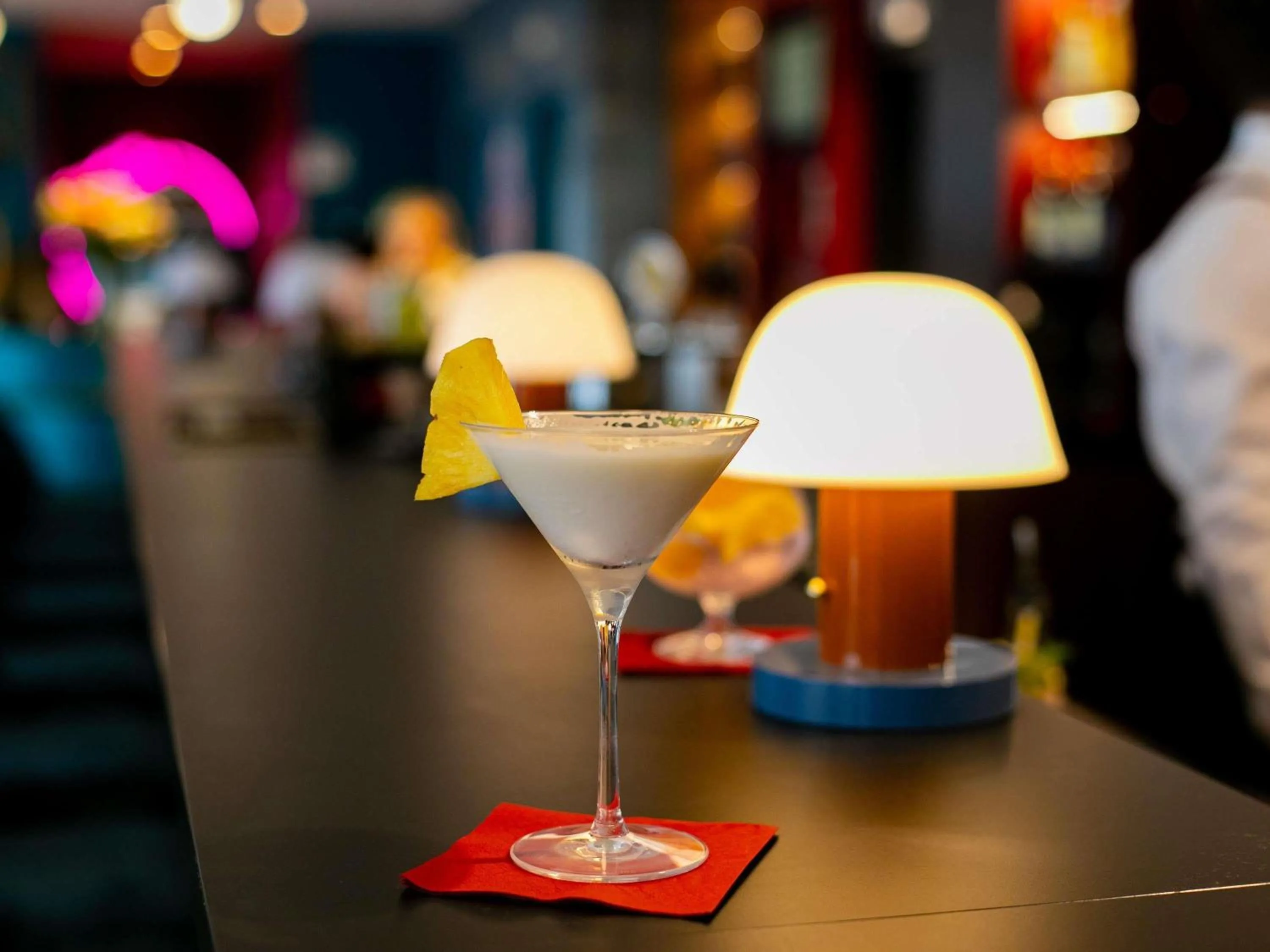 Lounge or bar in ibis Styles Wałbrzych