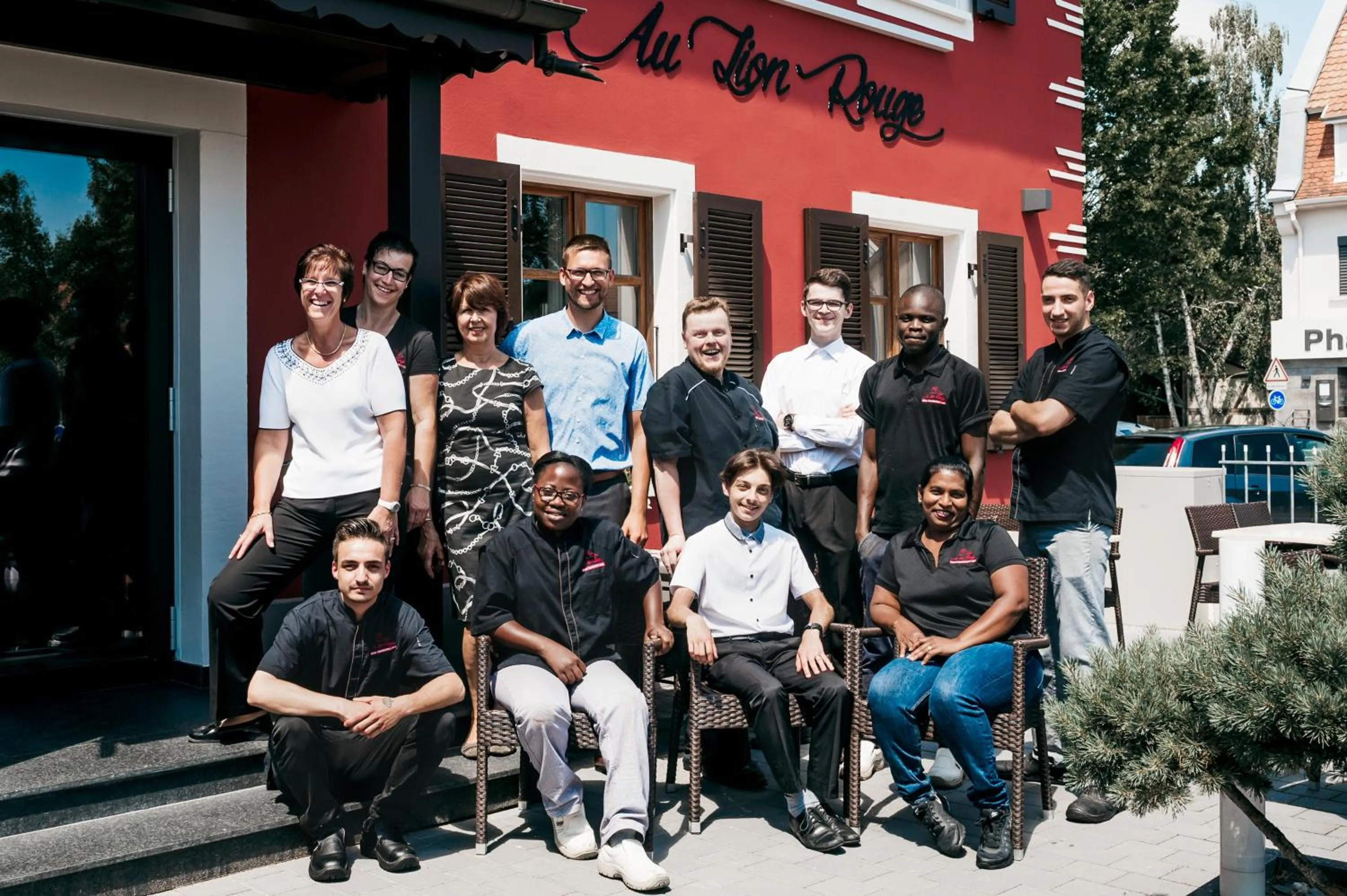 Staff in Logis Hôtel Restaurant Au Lion Rouge
