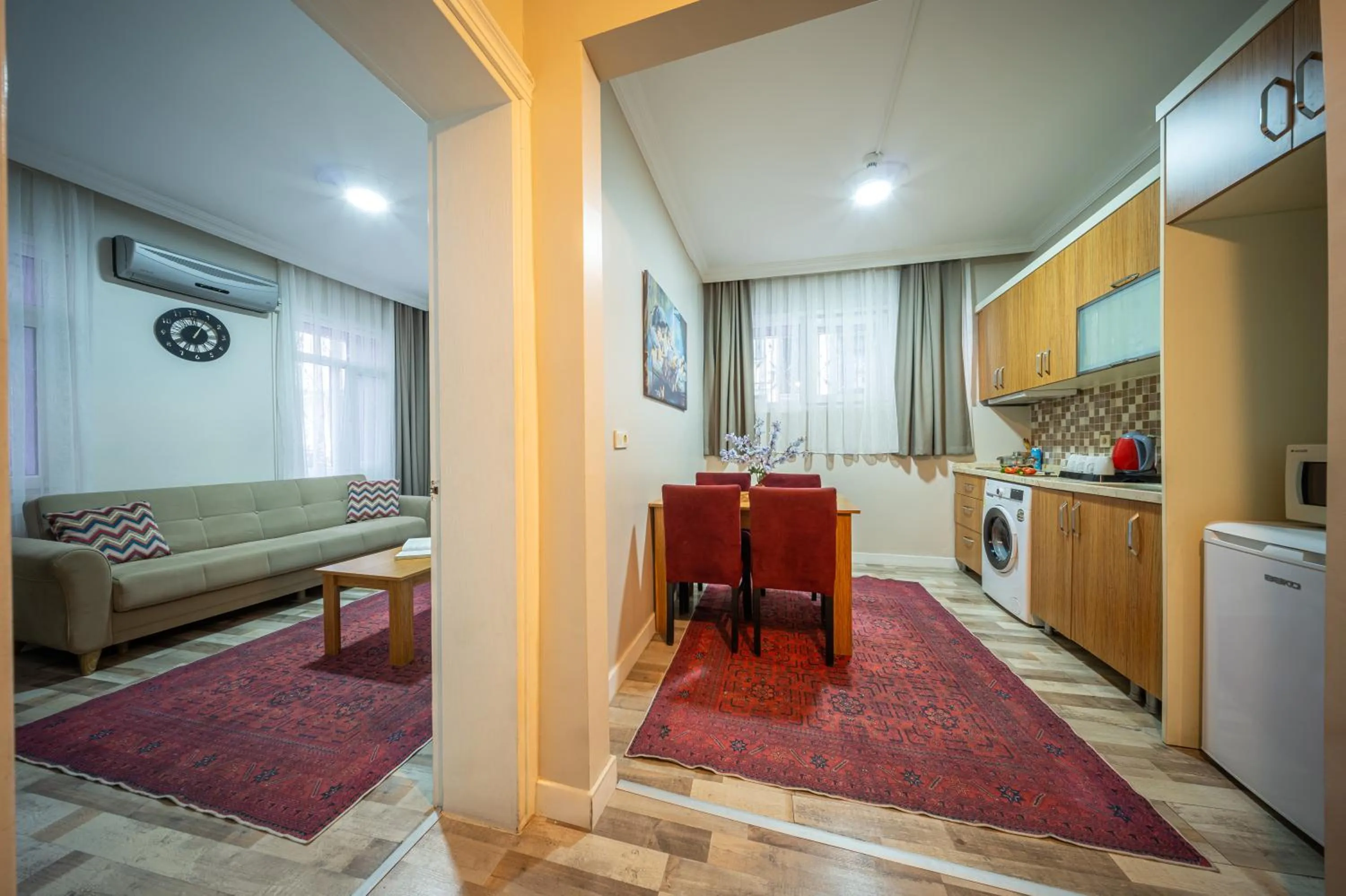 Kitchen or kitchenette in Feyza Apart