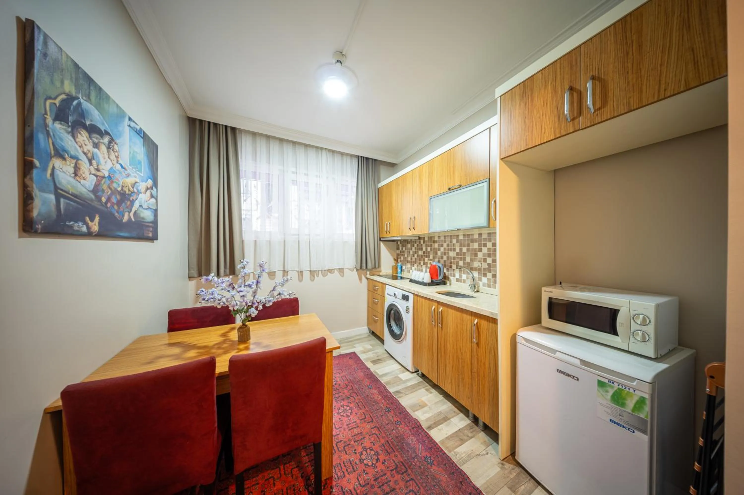 Kitchen or kitchenette in Feyza Apart