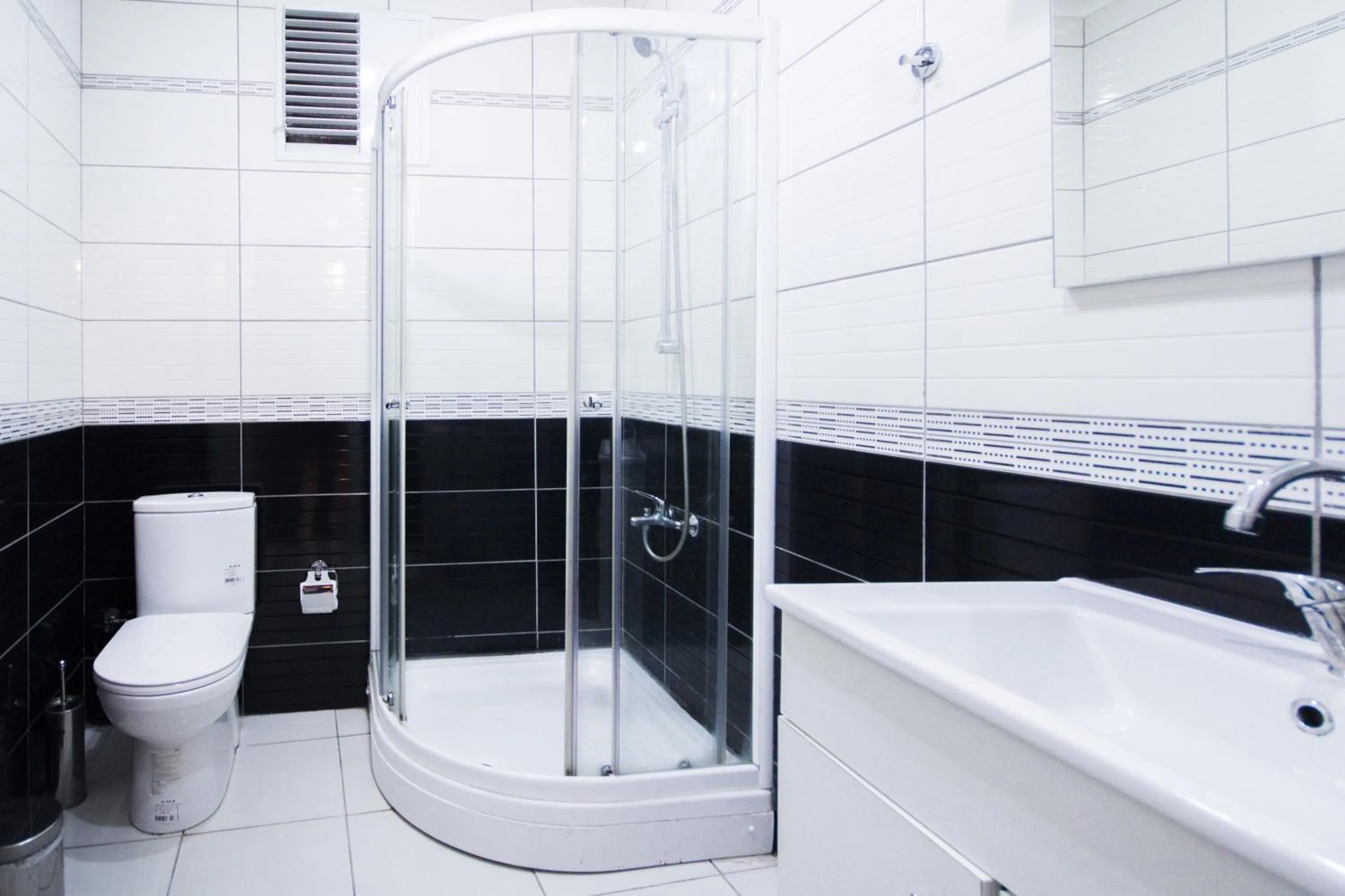 Bathroom in Feyza Apart