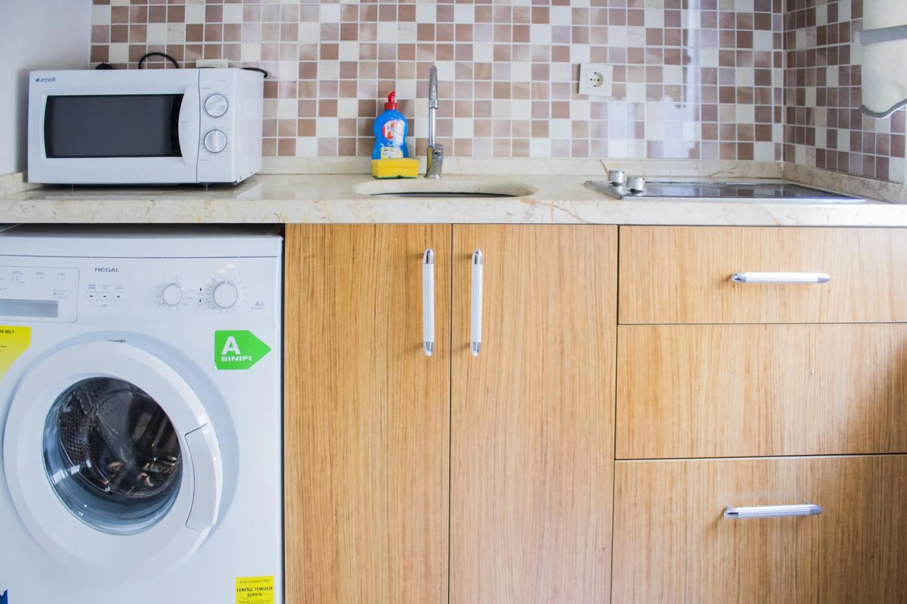 Coffee/tea facilities in Feyza Apart