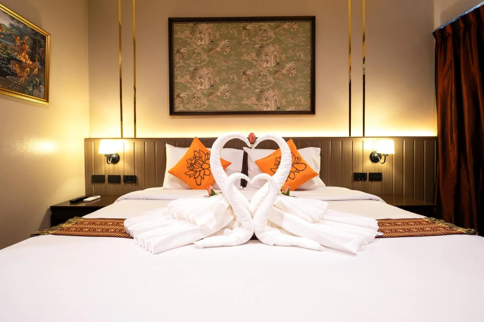 Bedroom, Bed in Baan Sukhumvit Soi 20