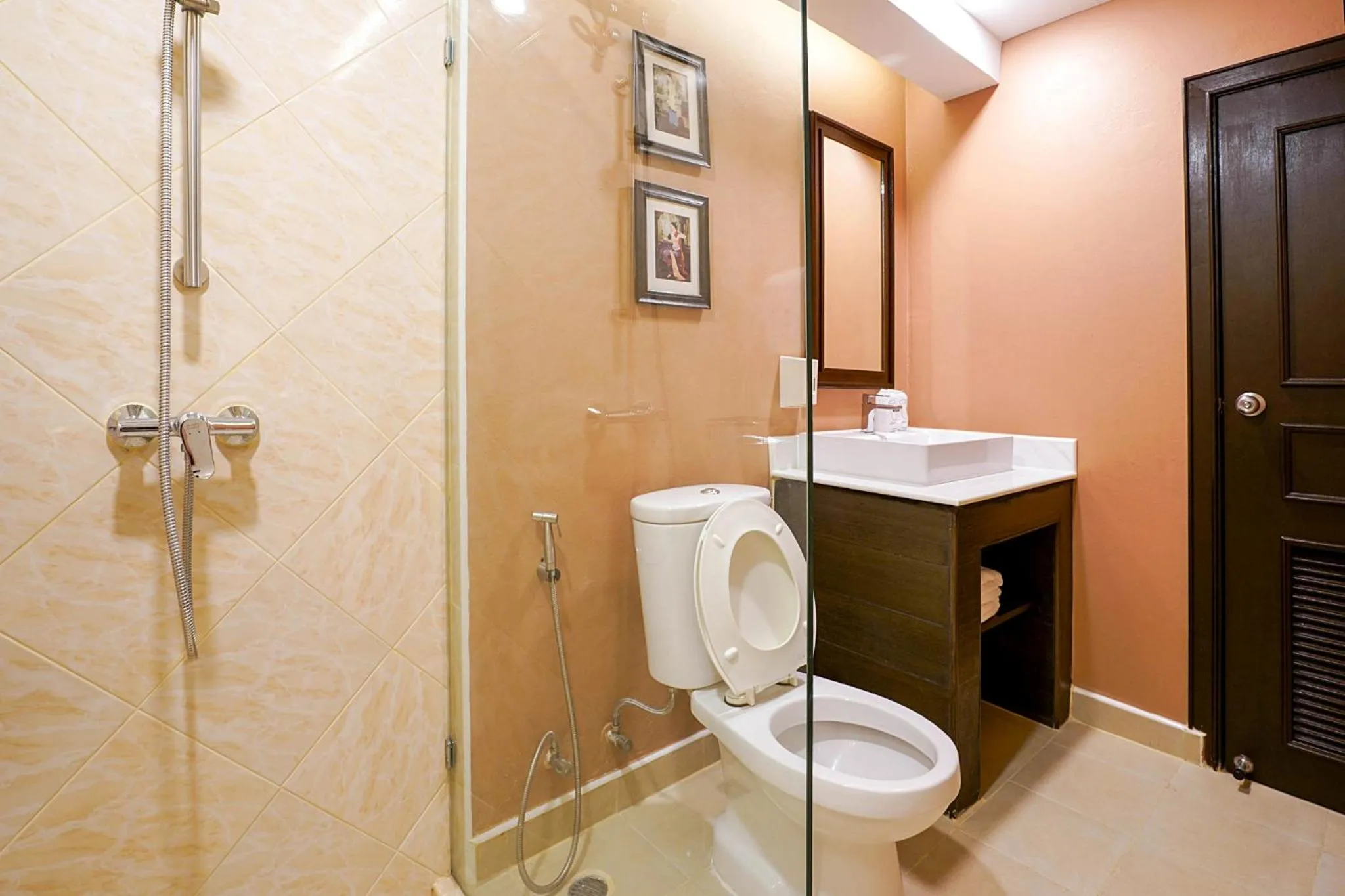 Bathroom in Baan Sukhumvit Soi 20