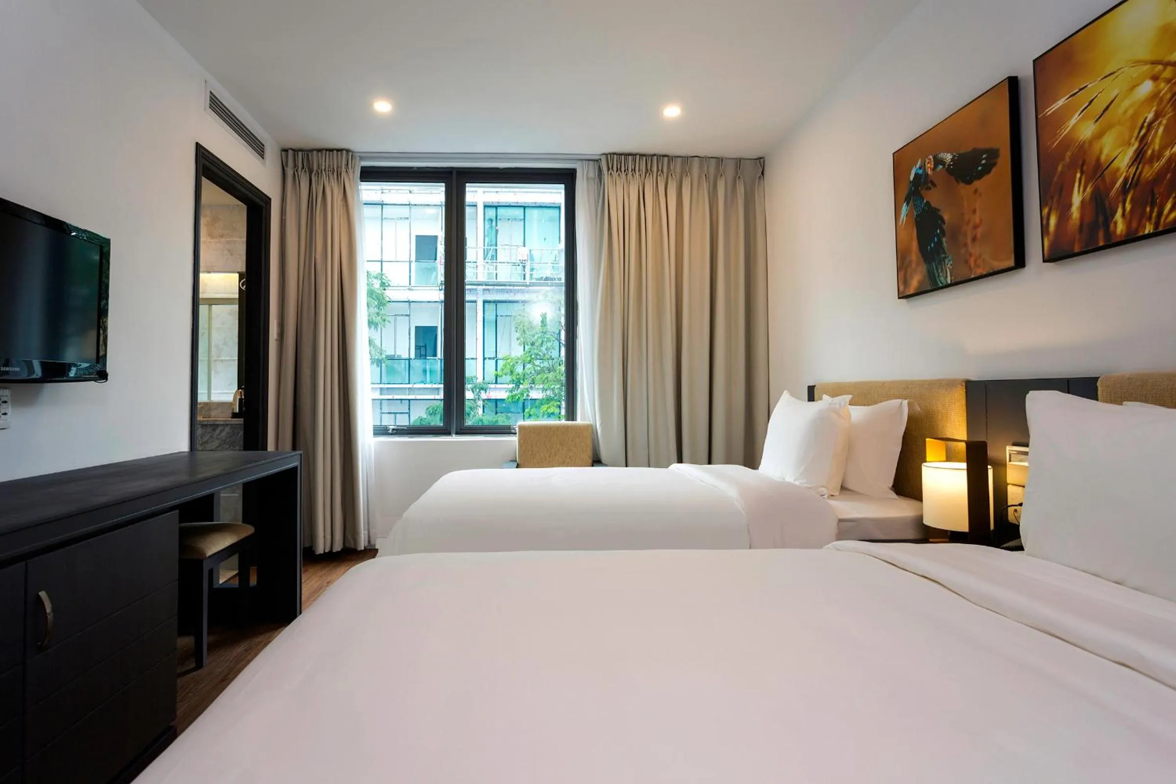 Photo of the whole room, Bed in Calista Sai Gon Hotel