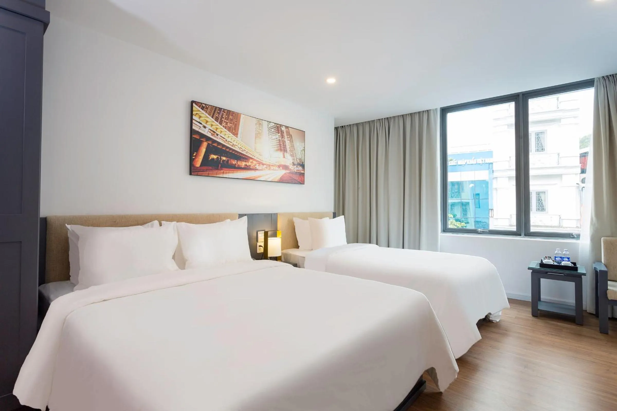 Photo of the whole room, Bed in Calista Sai Gon Hotel