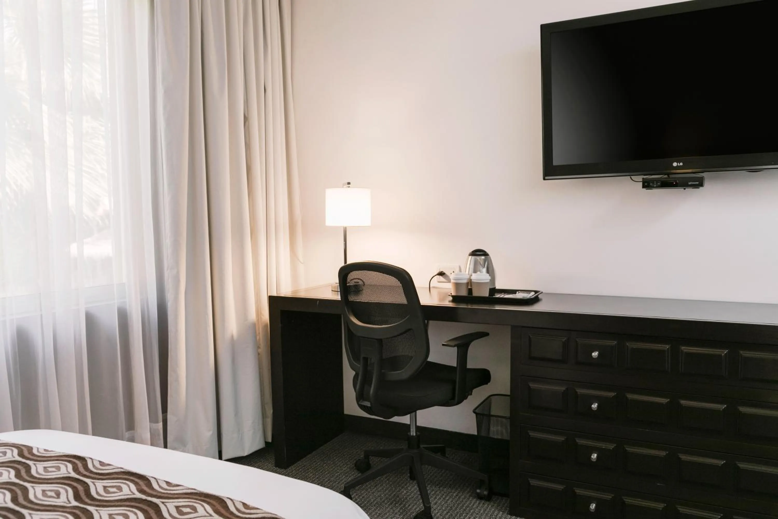 Bedroom, Bed in Wyndham Costa del Sol Trujillo