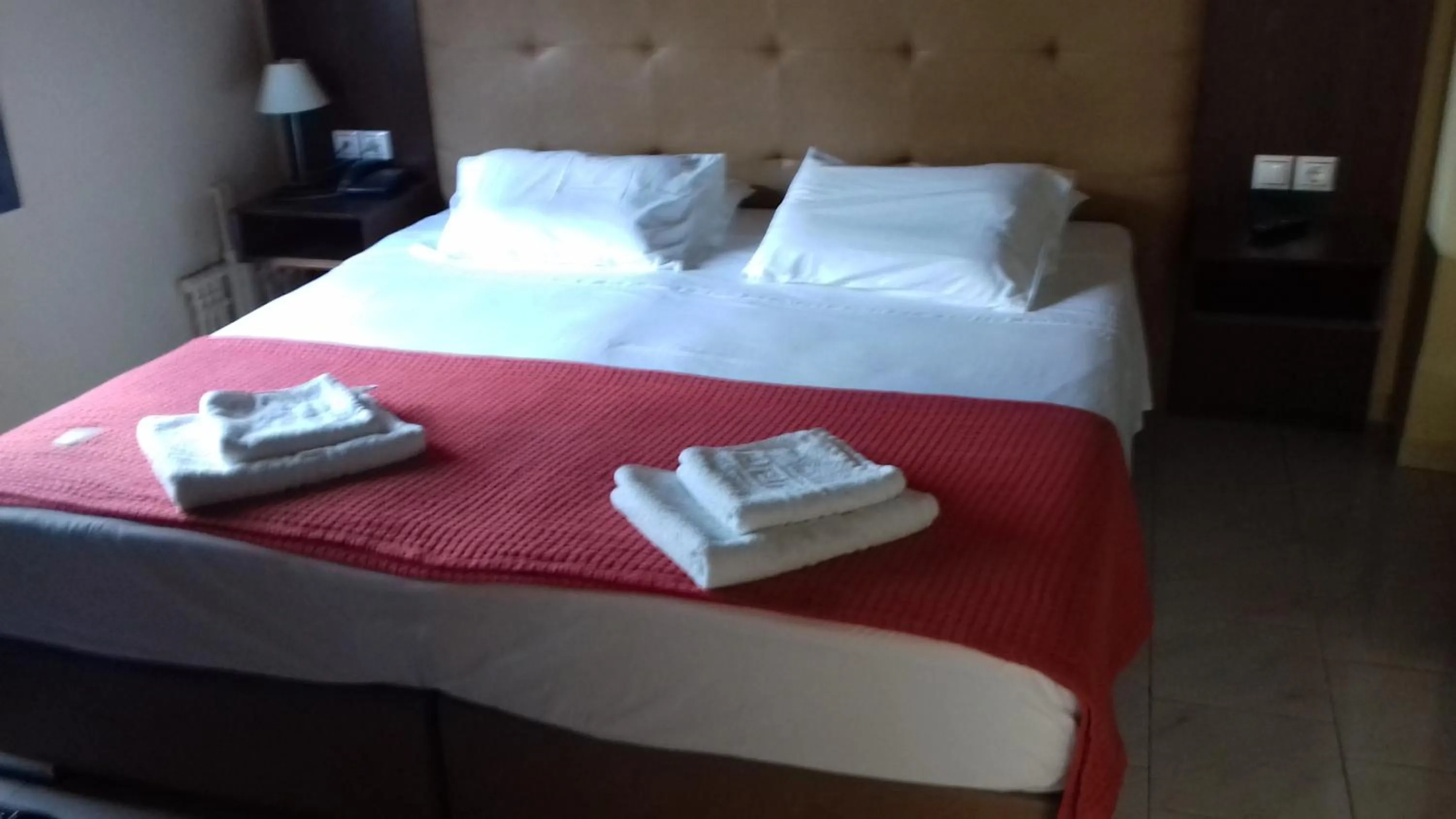 Photo of the whole room, Bed in Parthenon Hotel
