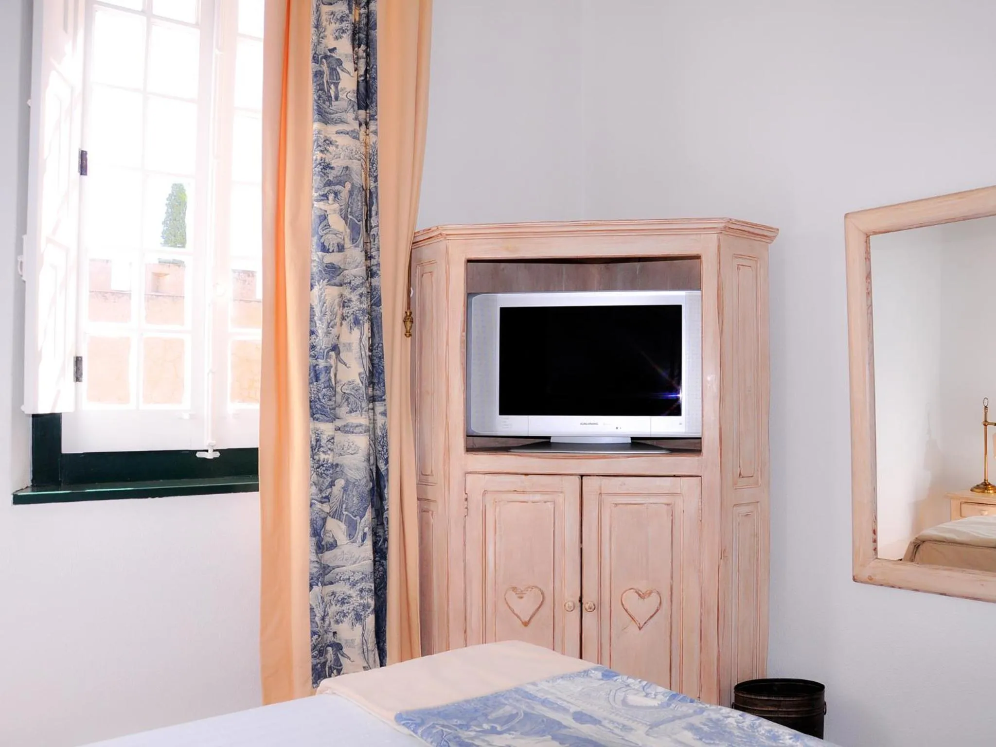 Decorative detail, Bed in Pousada Castelo de Alvito