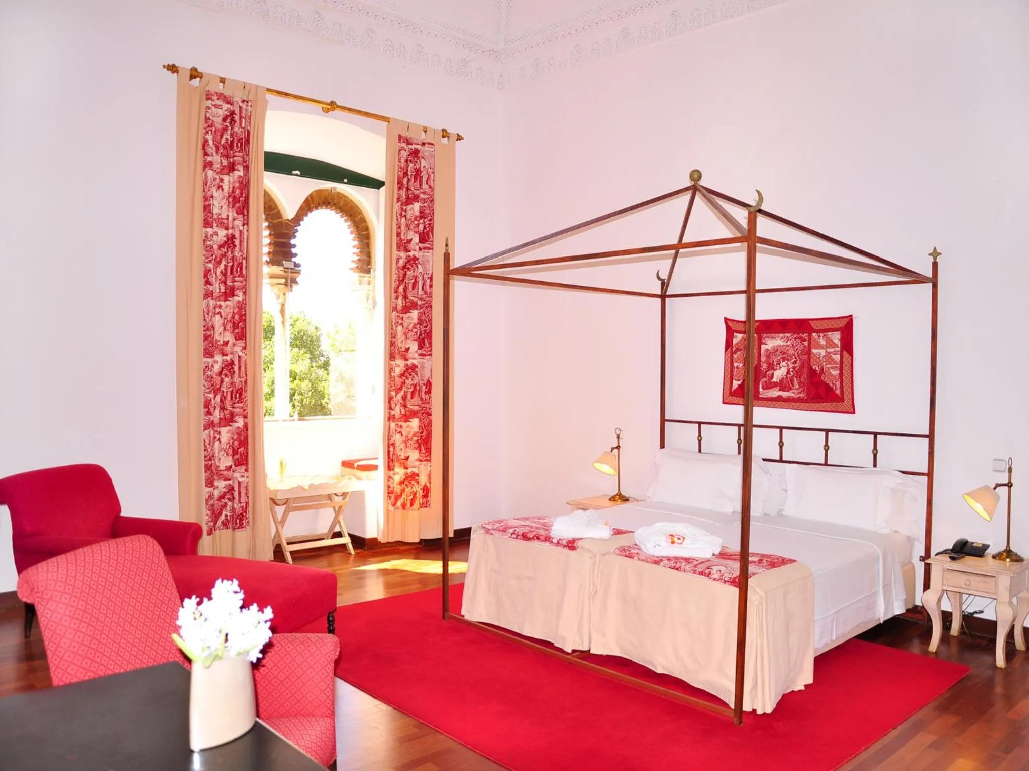 Bedroom, Bed in Pousada Castelo de Alvito