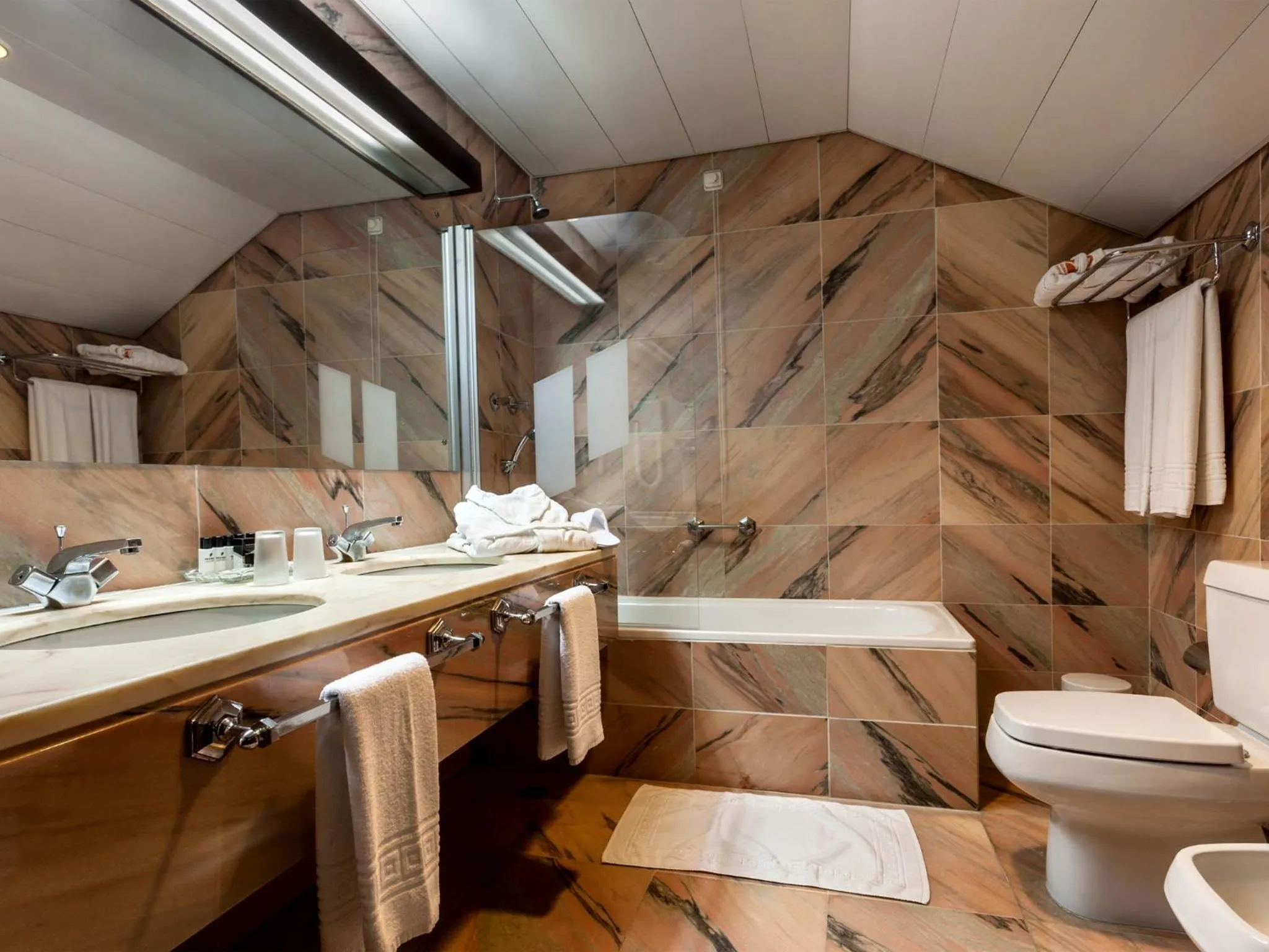 Bedroom in Pousada Castelo de Alvito