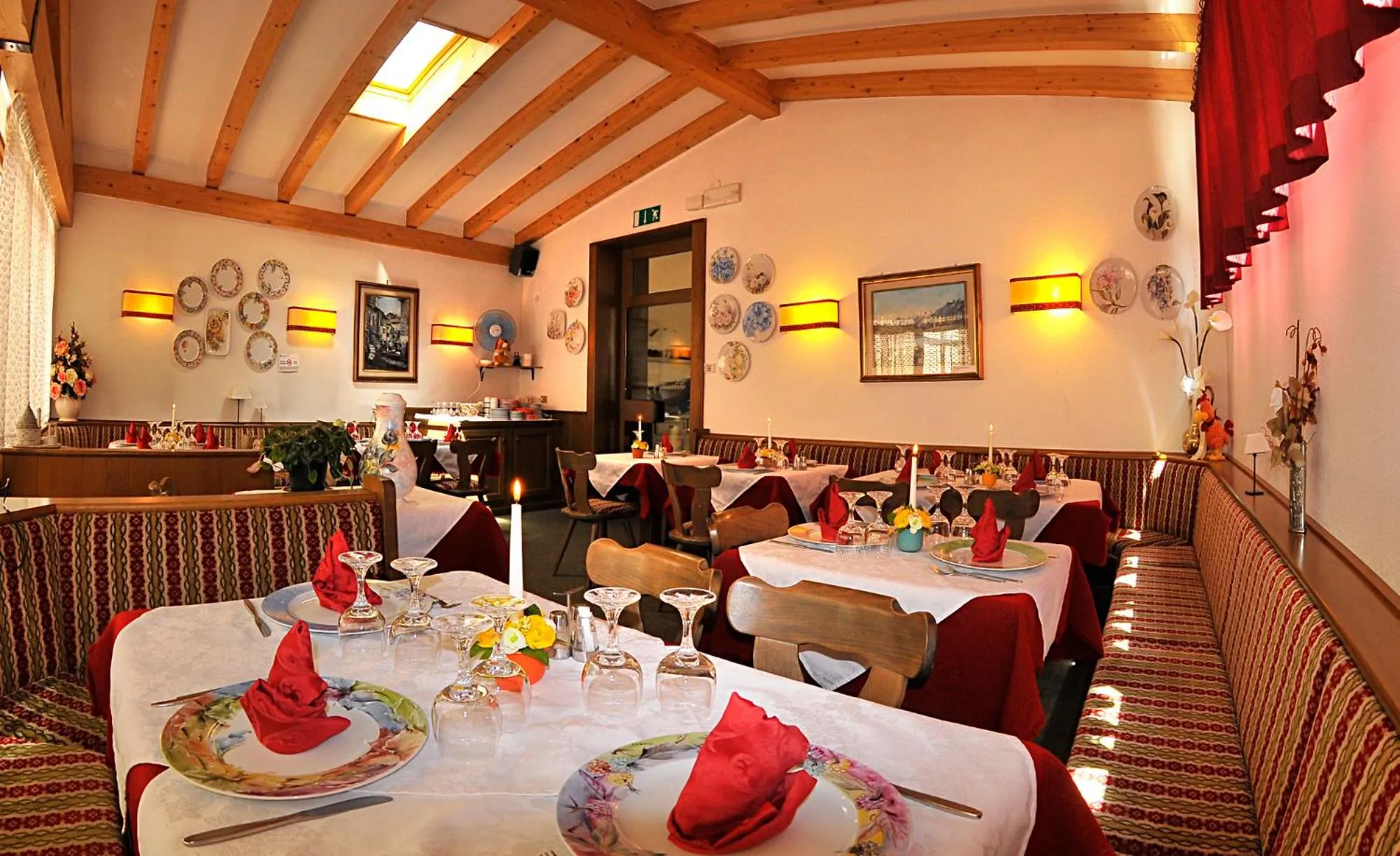 Restaurant/places to eat in Albergo Due Spade