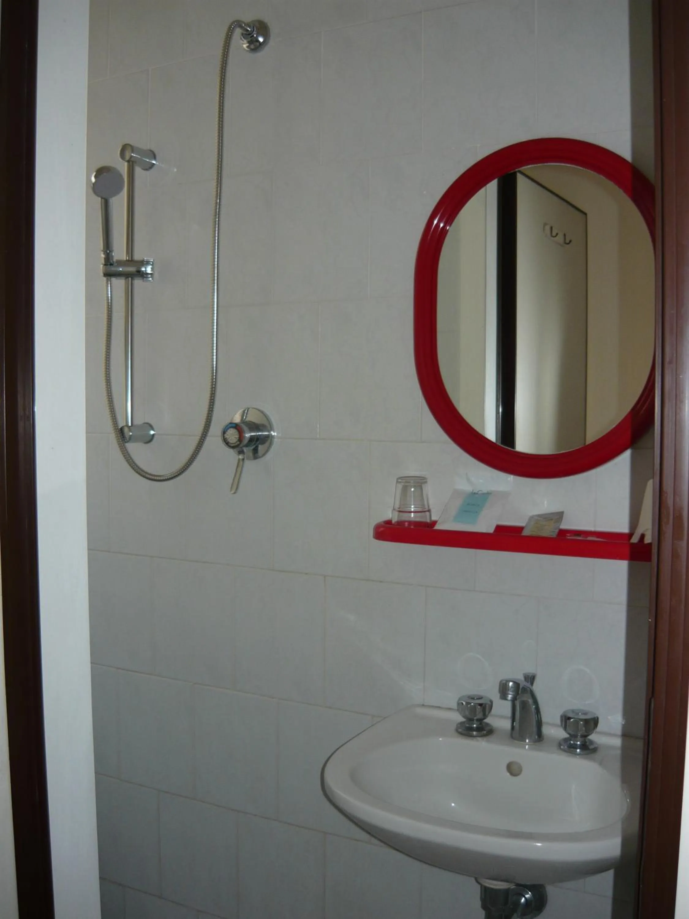 Bathroom in Hotel Acquazzurra