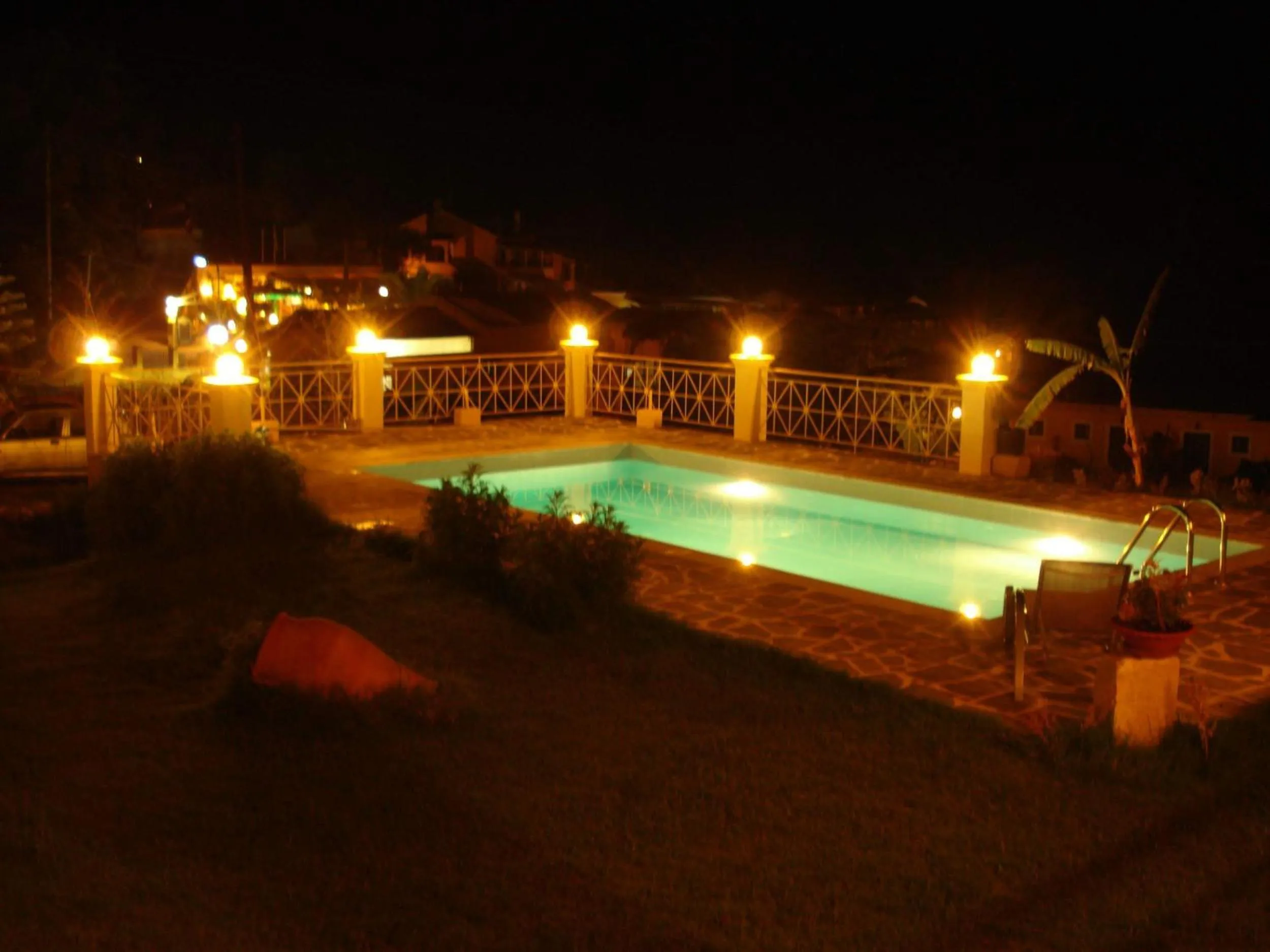 Night in Villa Grecia