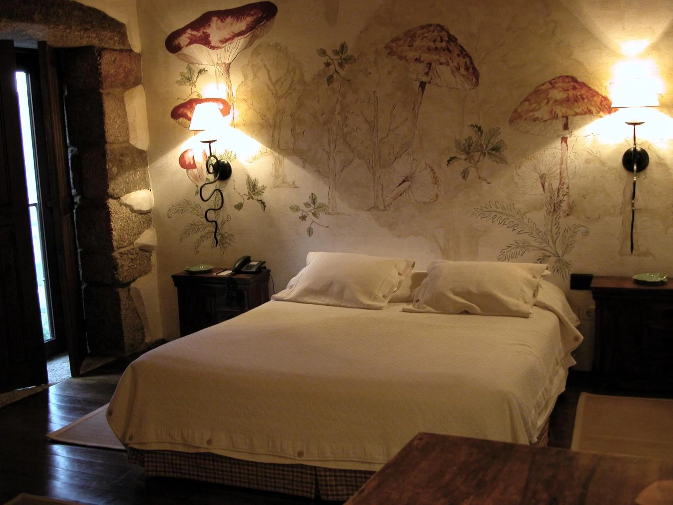 Decorative detail, Bed in Pousada Convento de Belmonte