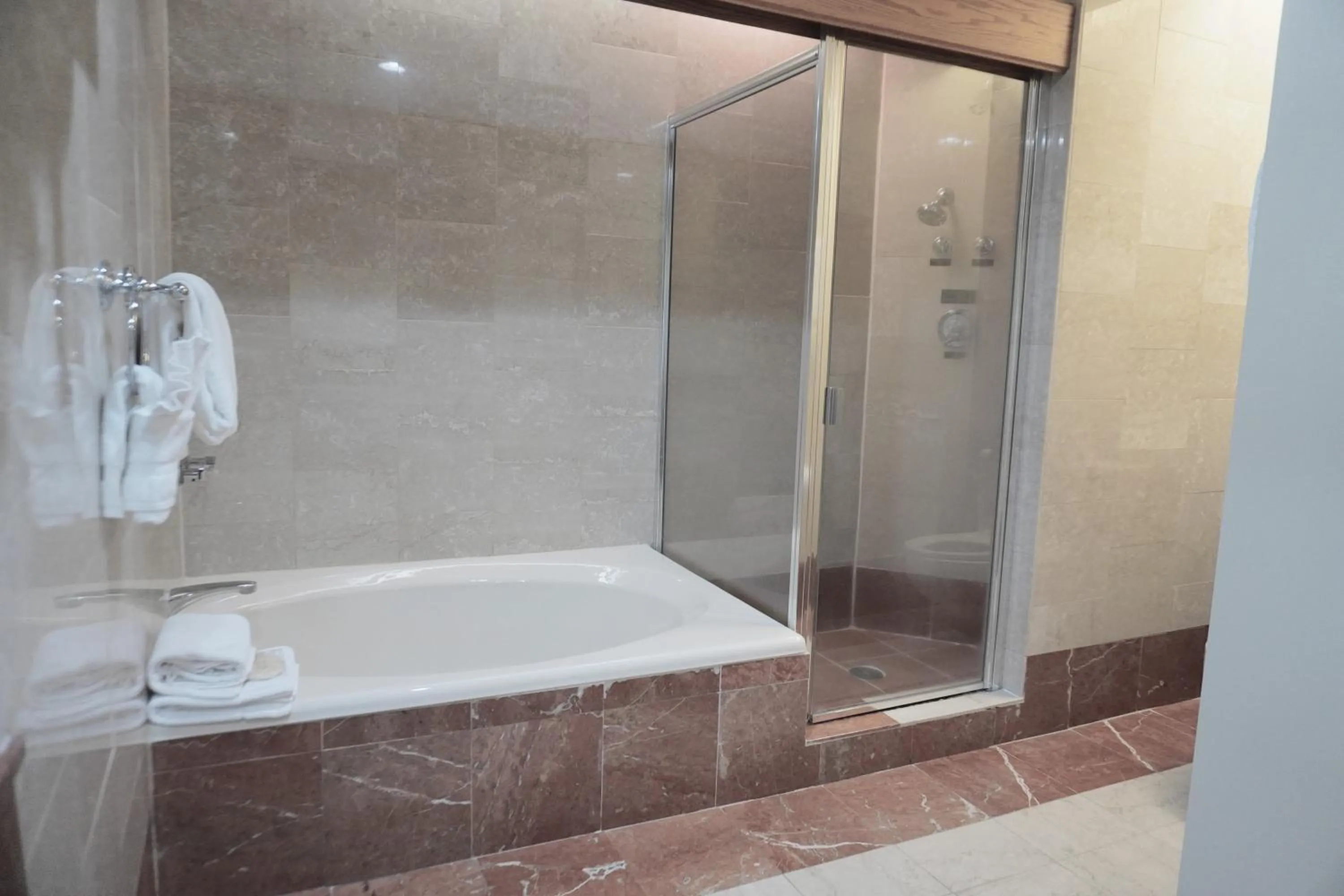 Bathroom in Haywood Park Hotel, an Ascend Collection Hotel
