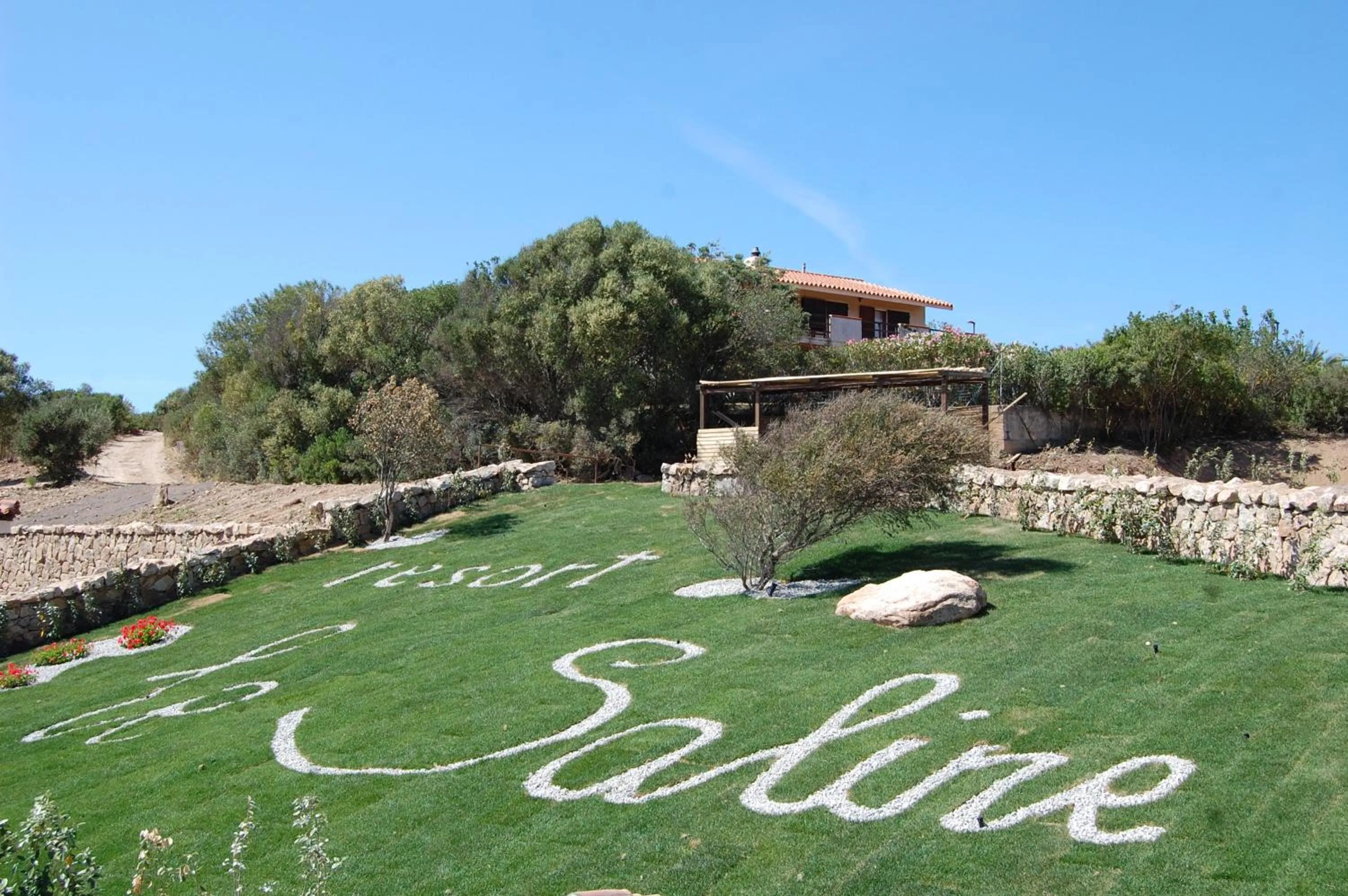 Facade/entrance in Le Ville Le Saline