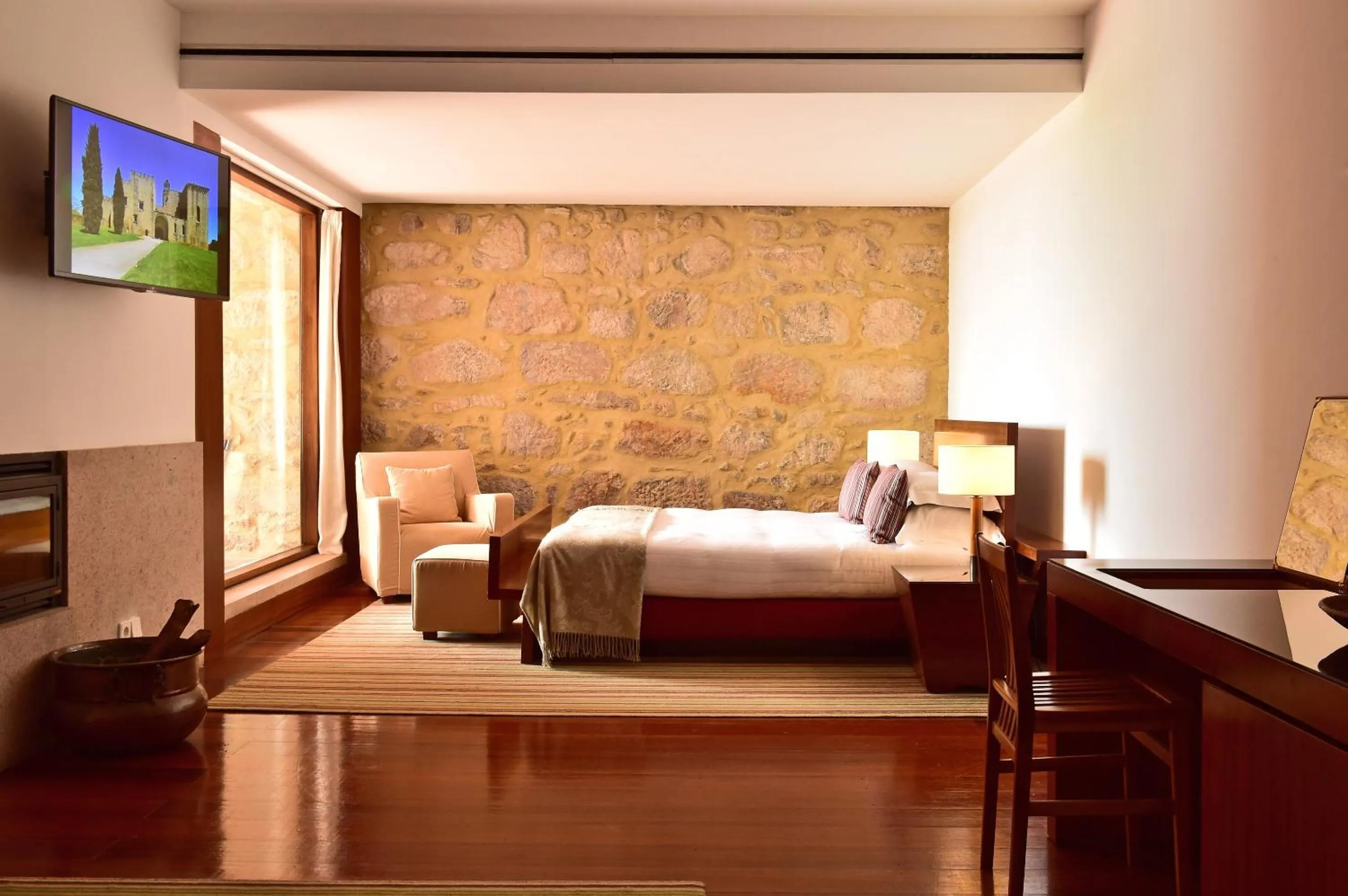 Decorative detail, Bed in Pousada Mosteiro do Crato