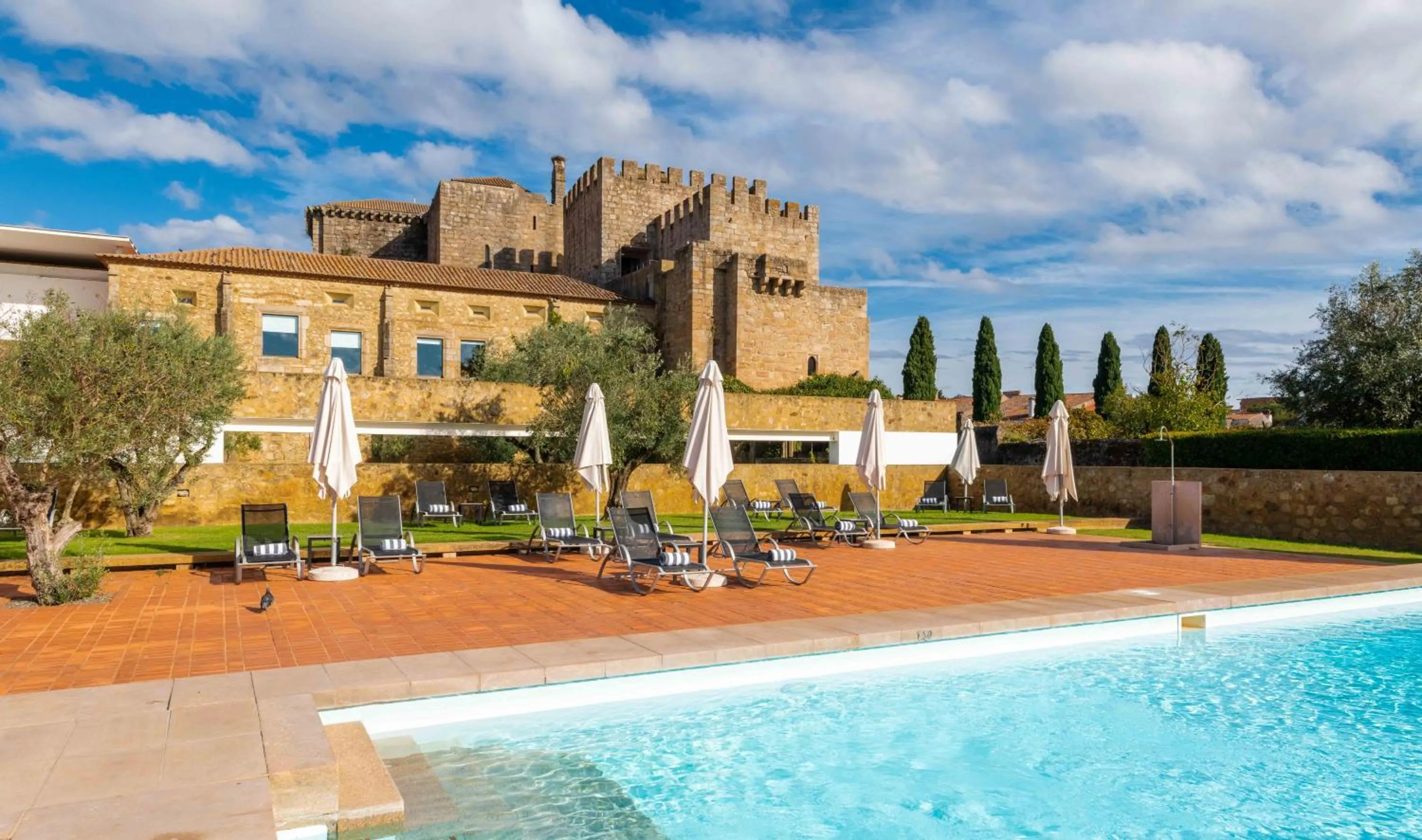 Swimming pool in Pousada Mosteiro do Crato