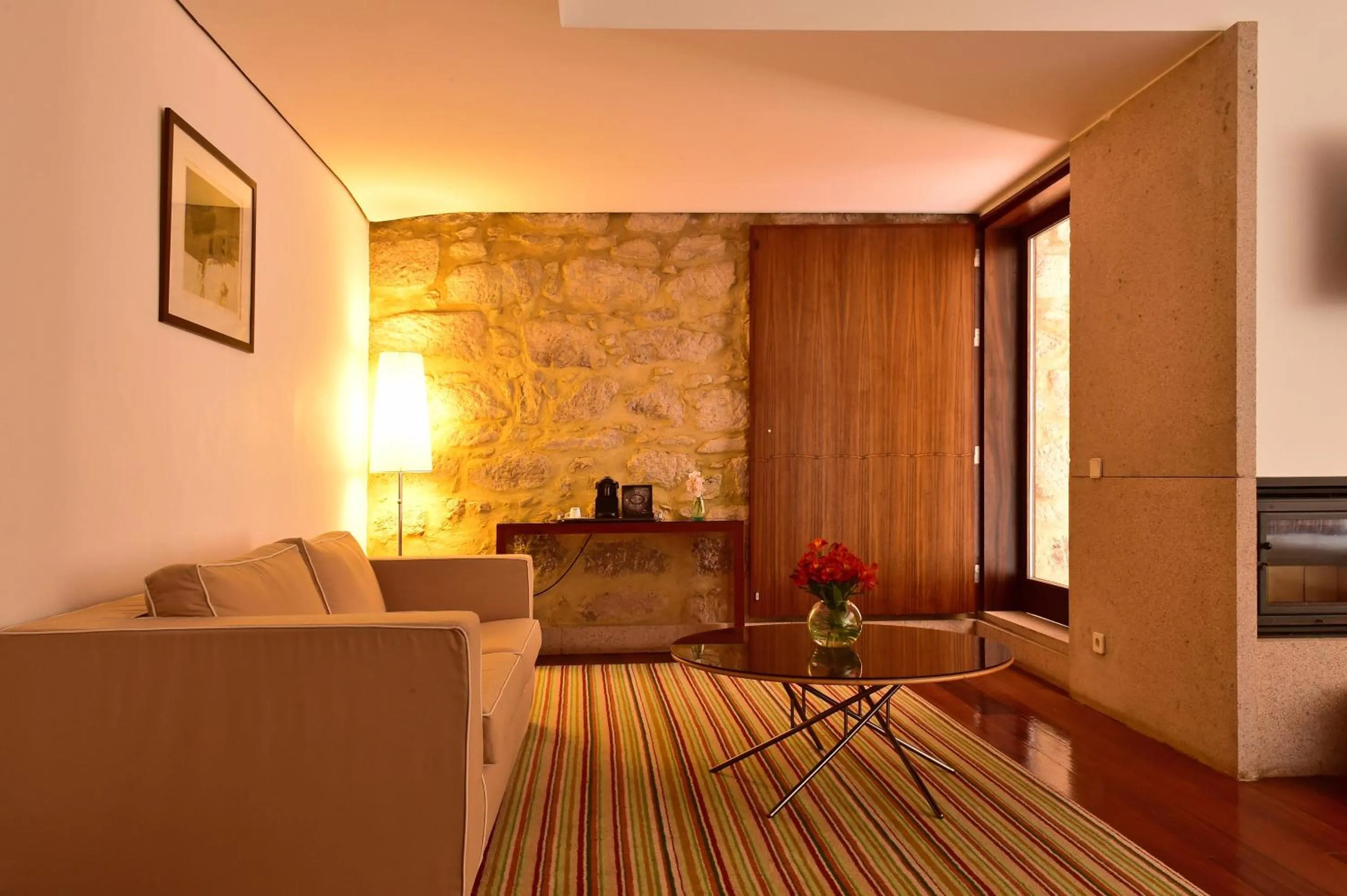 Seating area in Pousada Mosteiro do Crato